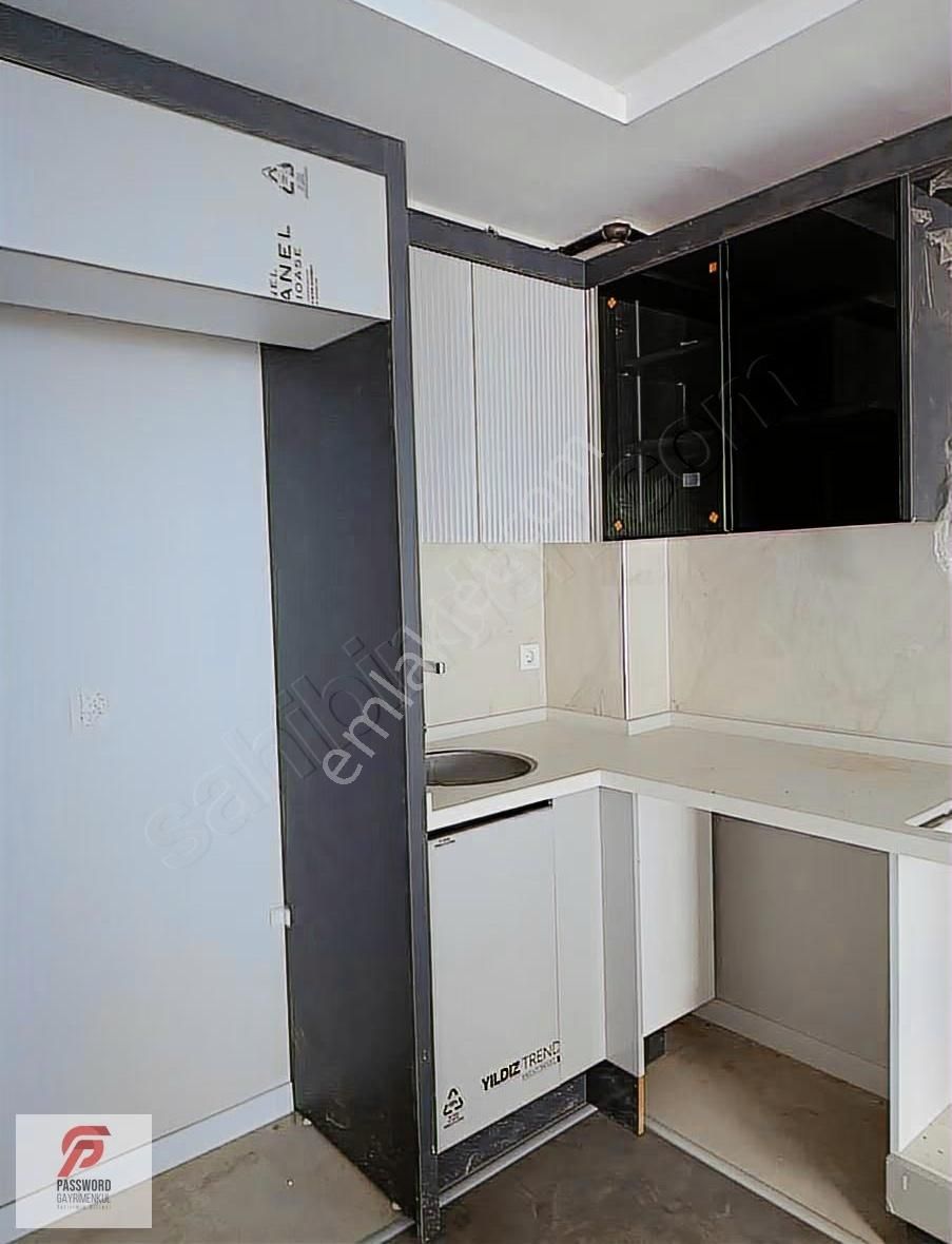 Menemen Uğur Mumcu 1+1 Ara Kat Kiralık Daire - Görsel 8