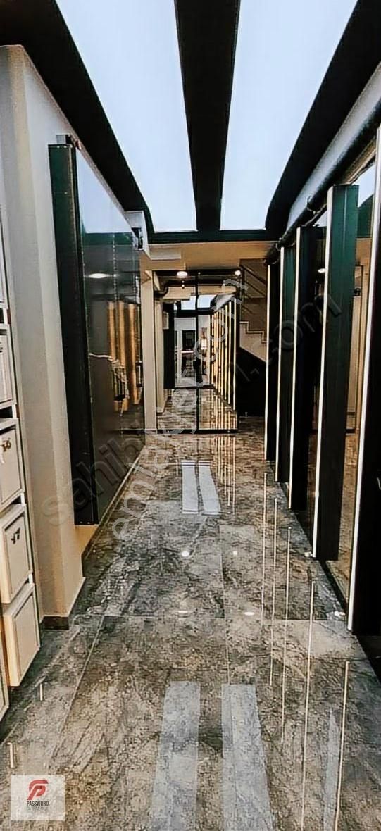 Menemen Uğur Mumcu 1+1 Ara Kat Kiralık Daire