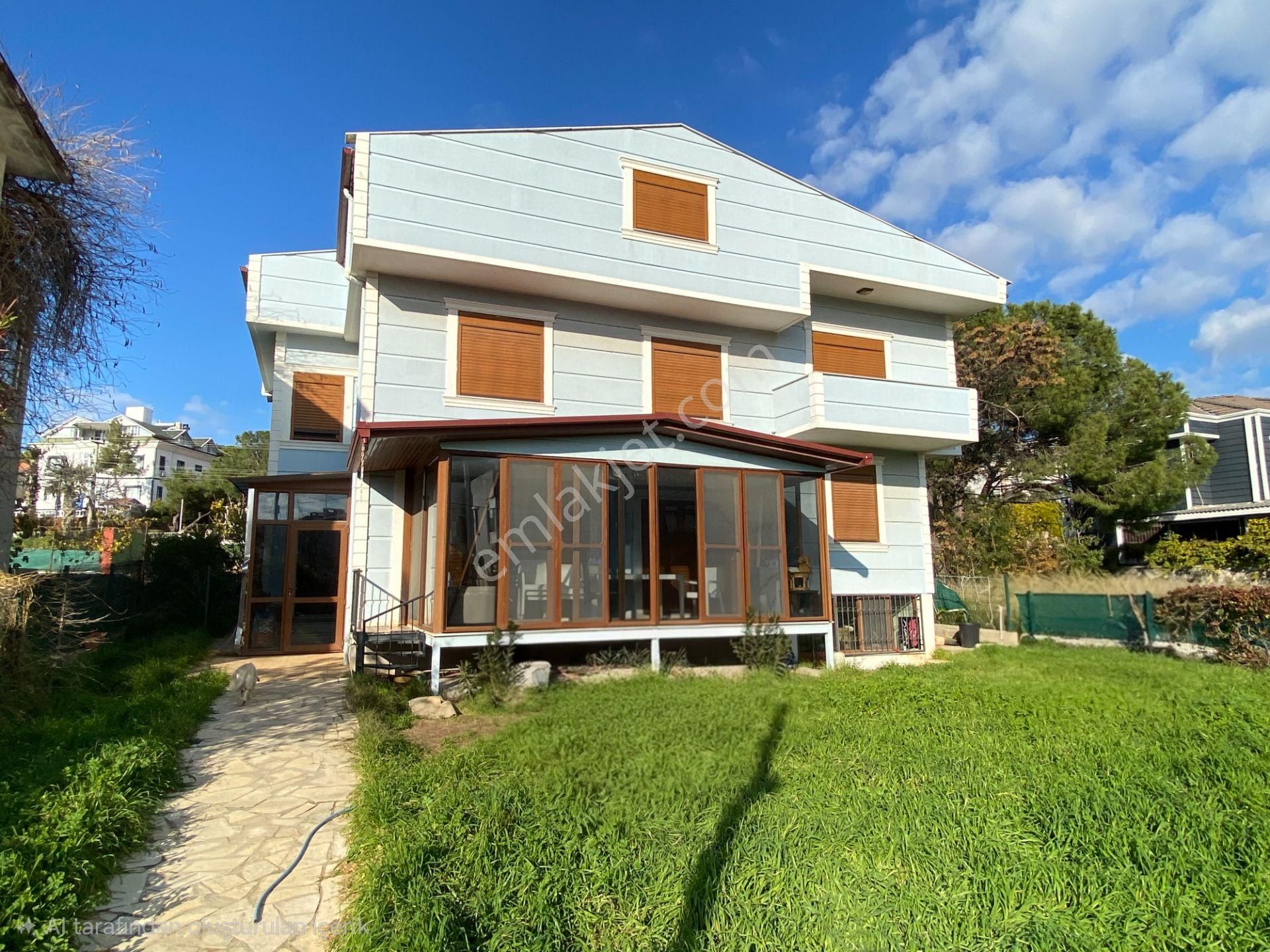 Ayvalık Sefa Çamlık Satılık Müstakil Ev