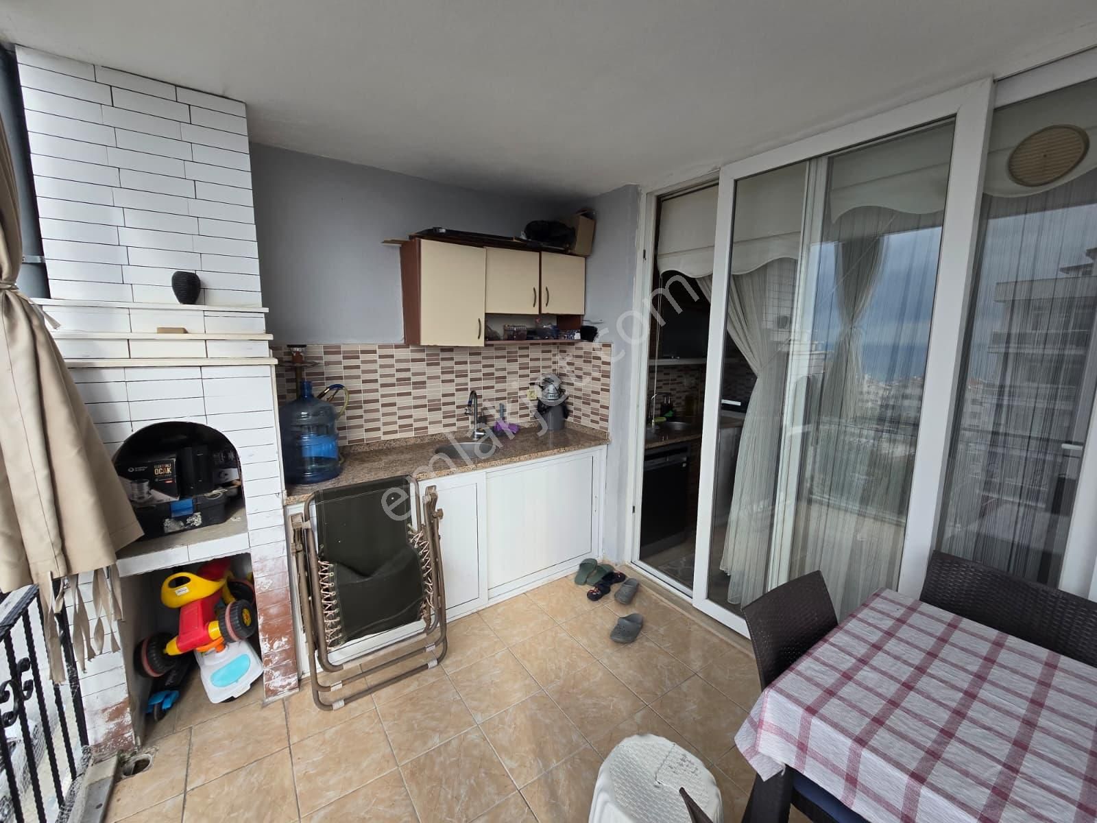 Kuşadasında Satılık- Manzara-havuz-bahçe-otopark-doğalgazlı-kapalı Mutfaklı 3+1 Fırsat Daire - Görsel 31