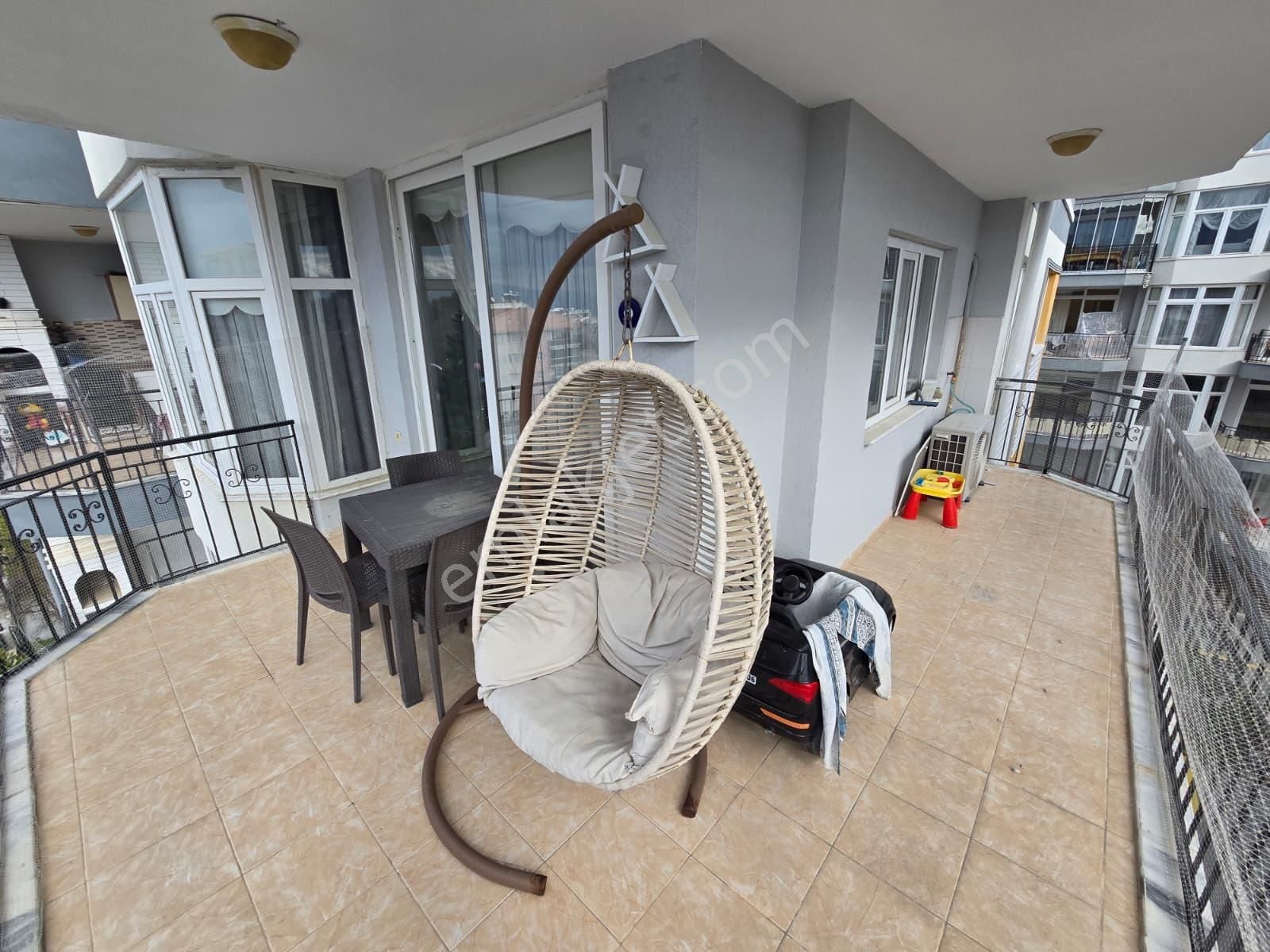 Kuşadasında Satılık- Manzara-havuz-bahçe-otopark-doğalgazlı-kapalı Mutfaklı 3+1 Fırsat Daire - Görsel 35