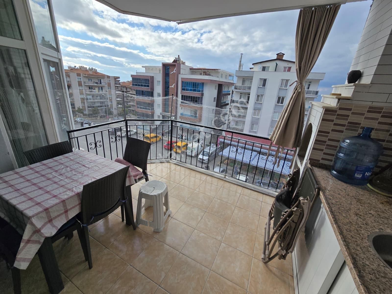 Kuşadasında Satılık- Manzara-havuz-bahçe-otopark-doğalgazlı-kapalı Mutfaklı 3+1 Fırsat Daire - Görsel 30