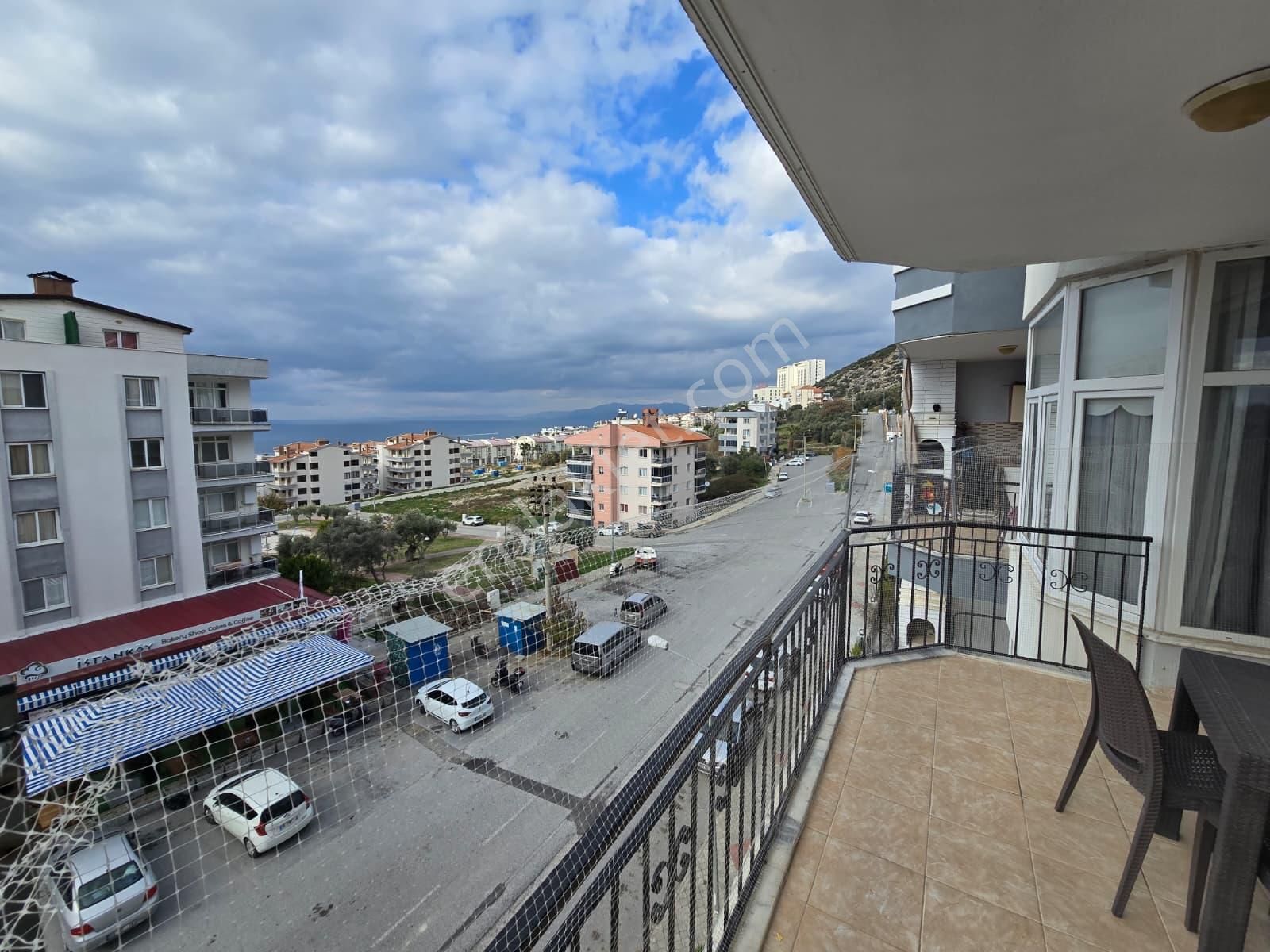 Kuşadasında Satılık- Manzara-havuz-bahçe-otopark-doğalgazlı-kapalı Mutfaklı 3+1 Fırsat Daire - Görsel 34