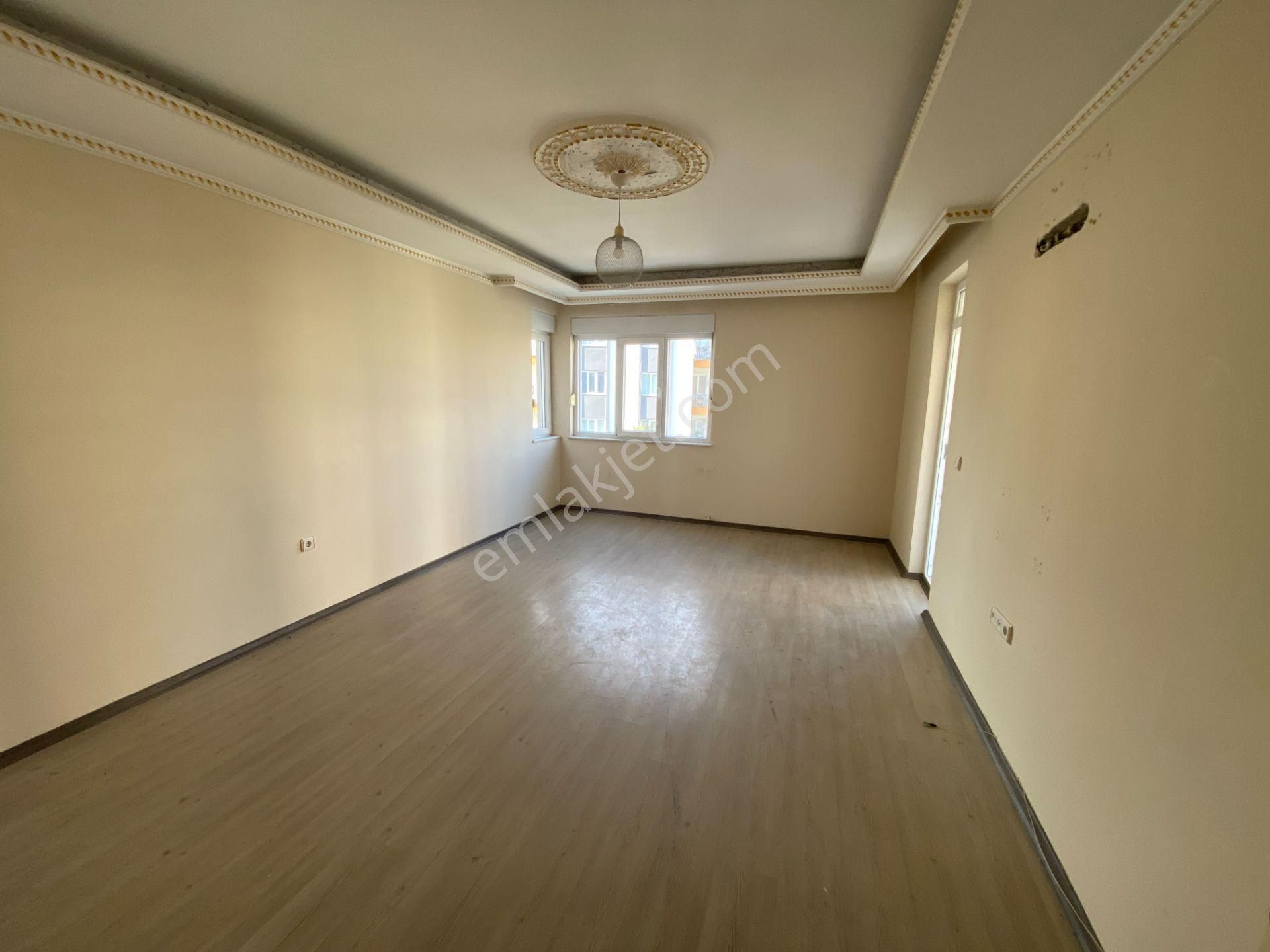 Kızıltoprak Tahtakale Yakını Arakat 3+1 - Görsel 3