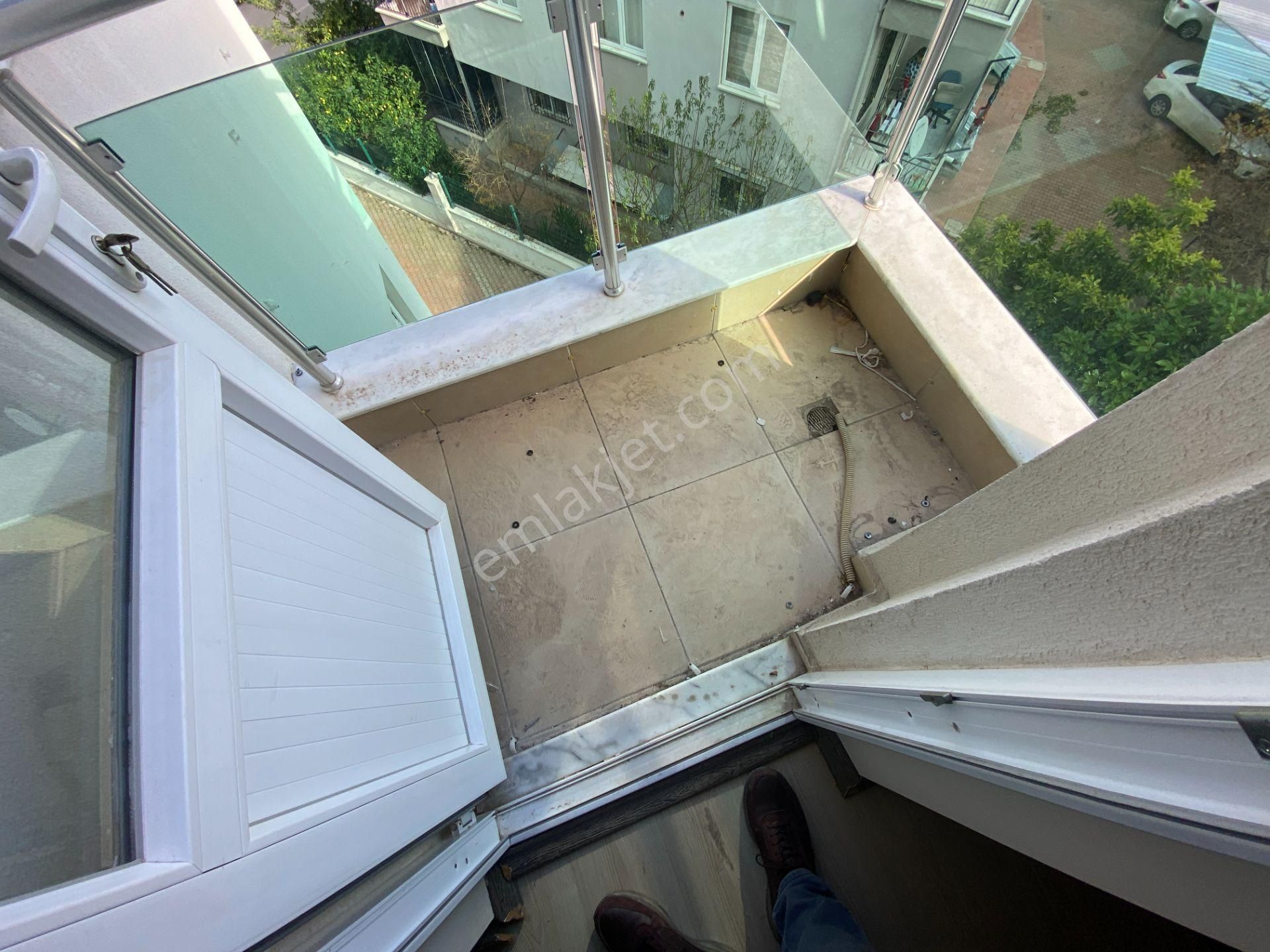 Kızıltoprak Tahtakale Yakını Arakat 3+1 - Görsel 19