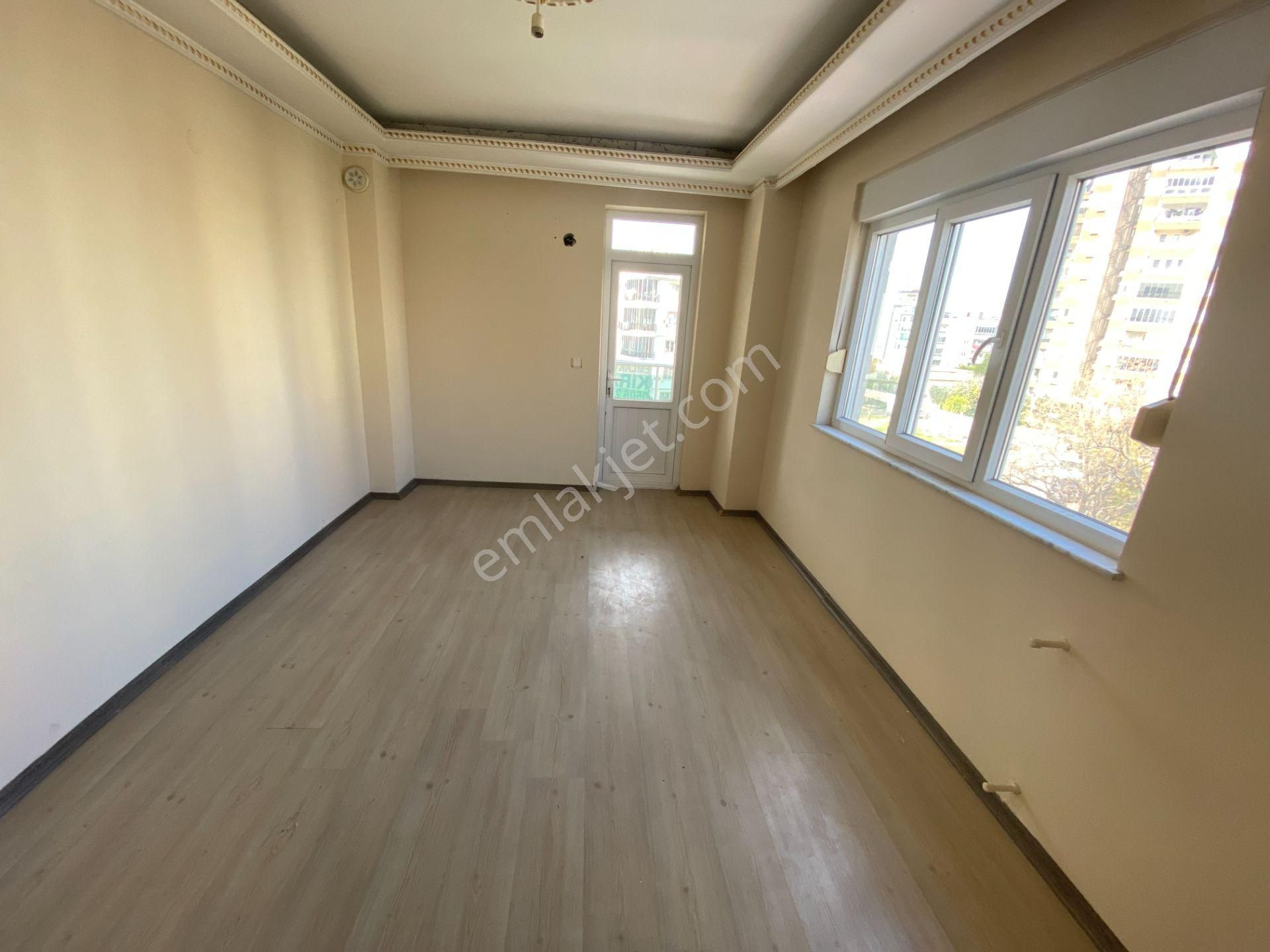 Kızıltoprak Tahtakale Yakını Arakat 3+1 - Görsel 15