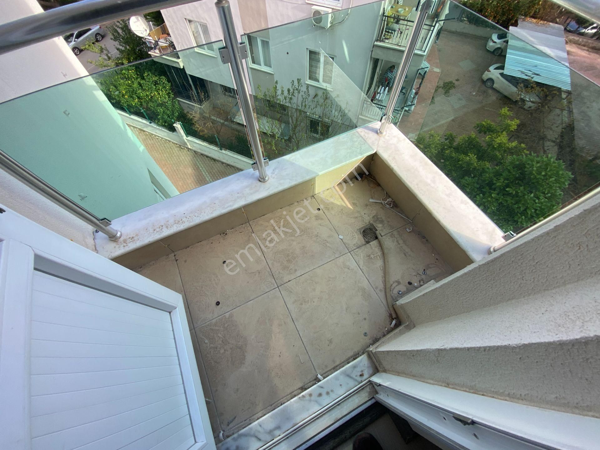 Kızıltoprak Tahtakale Yakını Arakat 3+1 - Görsel 20