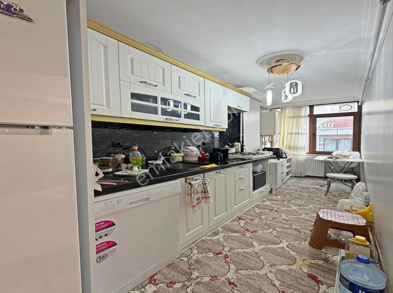 Başkent Yapı'dan Caddeye Yakın Full Dekorlu Satılık 2+1 Arakat - Görsel 15