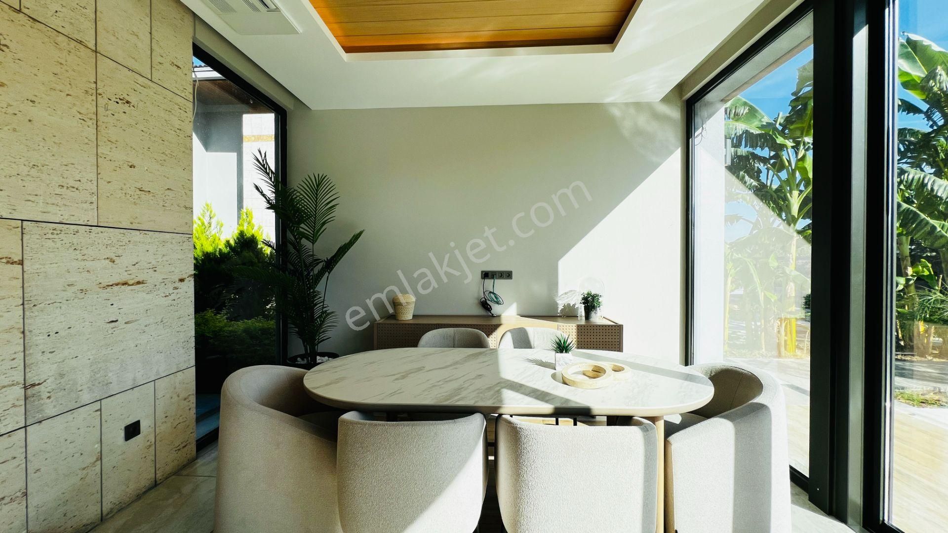 Kemer Merkezde Satılık Lüks Müstakil Villa - Görsel 13