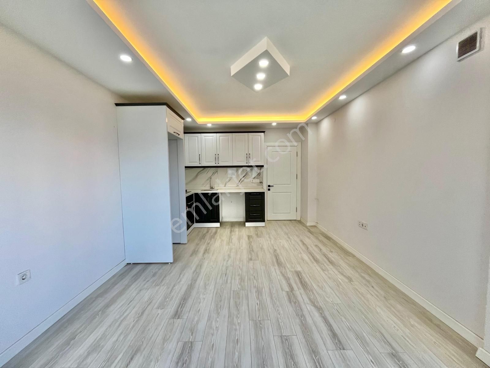 Gümüşden Altınkumda Ara Kat Kapalı Otoparklı Asansörlü 1+1 Daire - Görsel 22