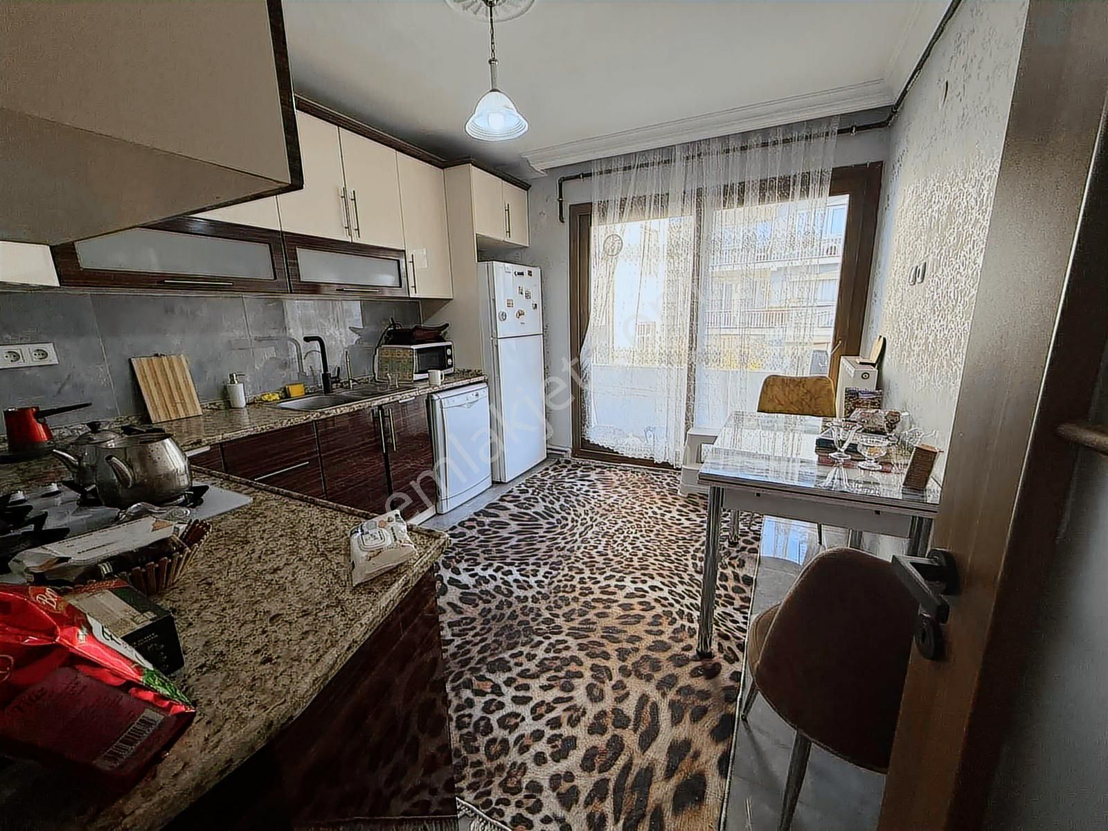 Özmert 'ten Bahçelievler De 3katlı Kople Satılık Bina - Görsel 32