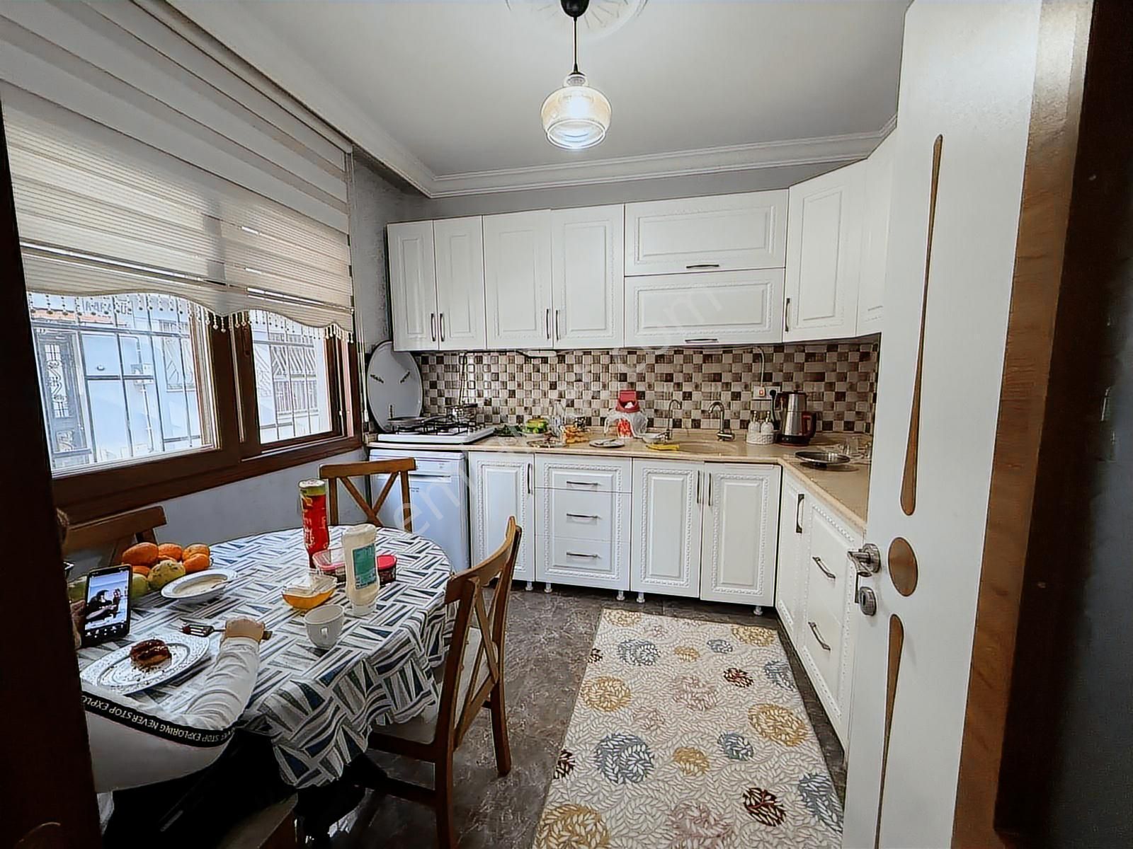 Özmert 'ten Bahçelievler De 3katlı Kople Satılık Bina - Görsel 6