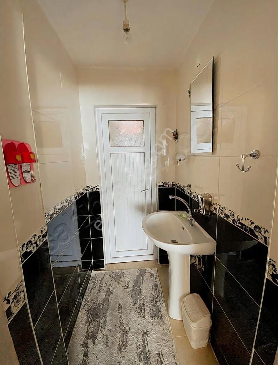 Kaçmaz Fırsat !!! 2+1 Daire Fiyatına 4+1 Bakımlı Daire - Görsel 14