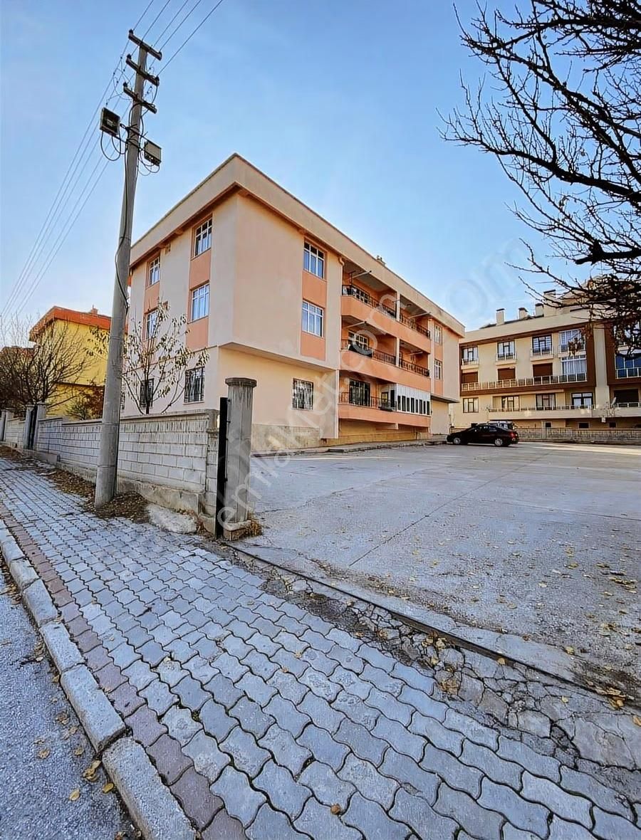 Kaçmaz Fırsat !!! 2+1 Daire Fiyatına 4+1 Bakımlı Daire - Görsel 31