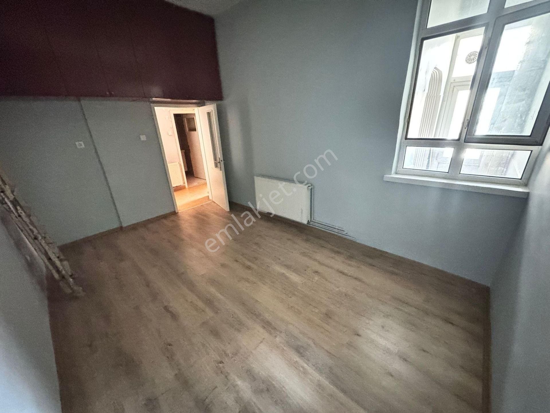 Etlik Lisesi Yakını 2+1 Giriş Katta Ön Cephe Mantolamalı Bina - Görsel 17