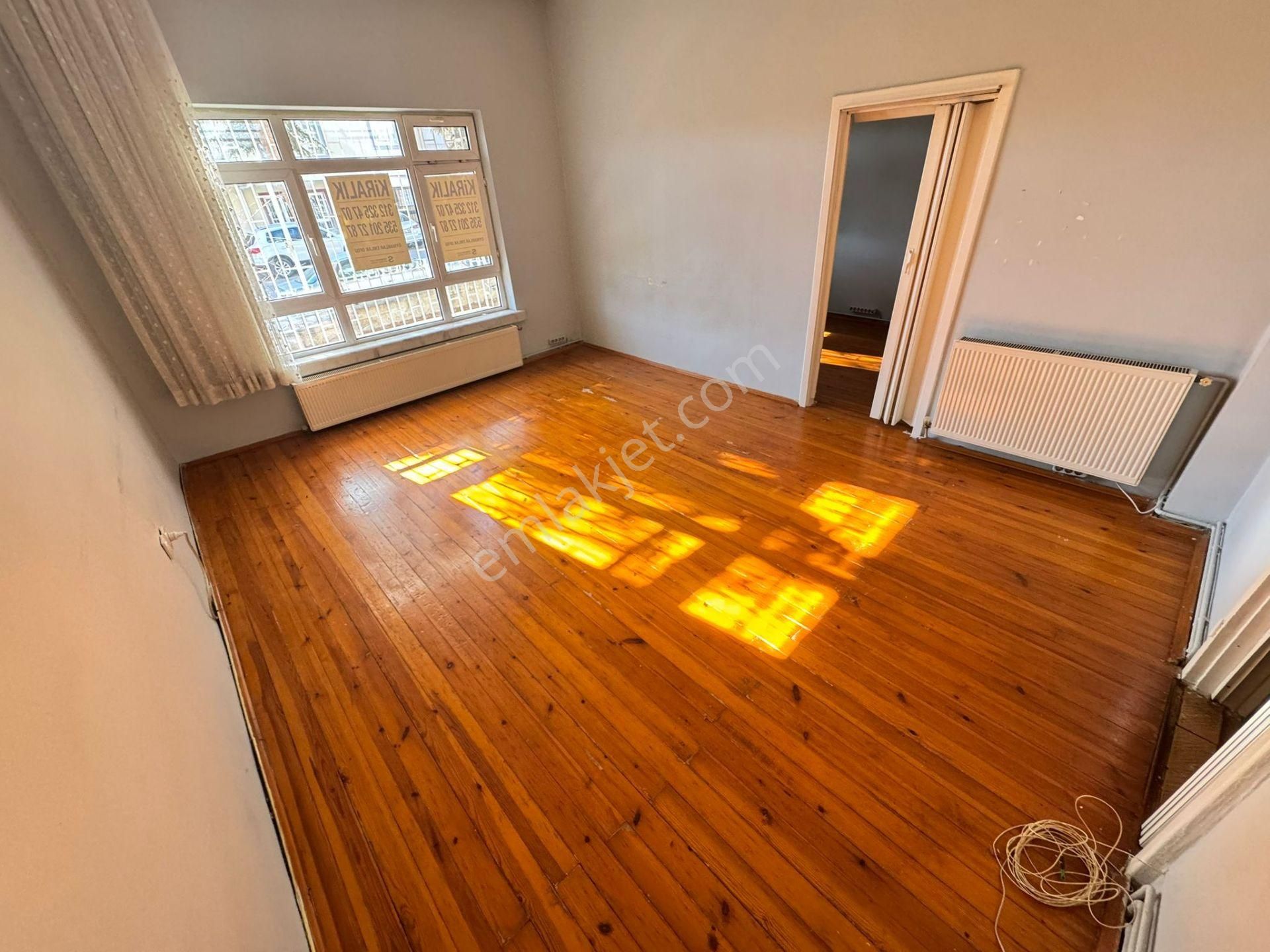 Etlik Lisesi Yakını 2+1 Giriş Katta Ön Cephe Mantolamalı Bina - Görsel 9