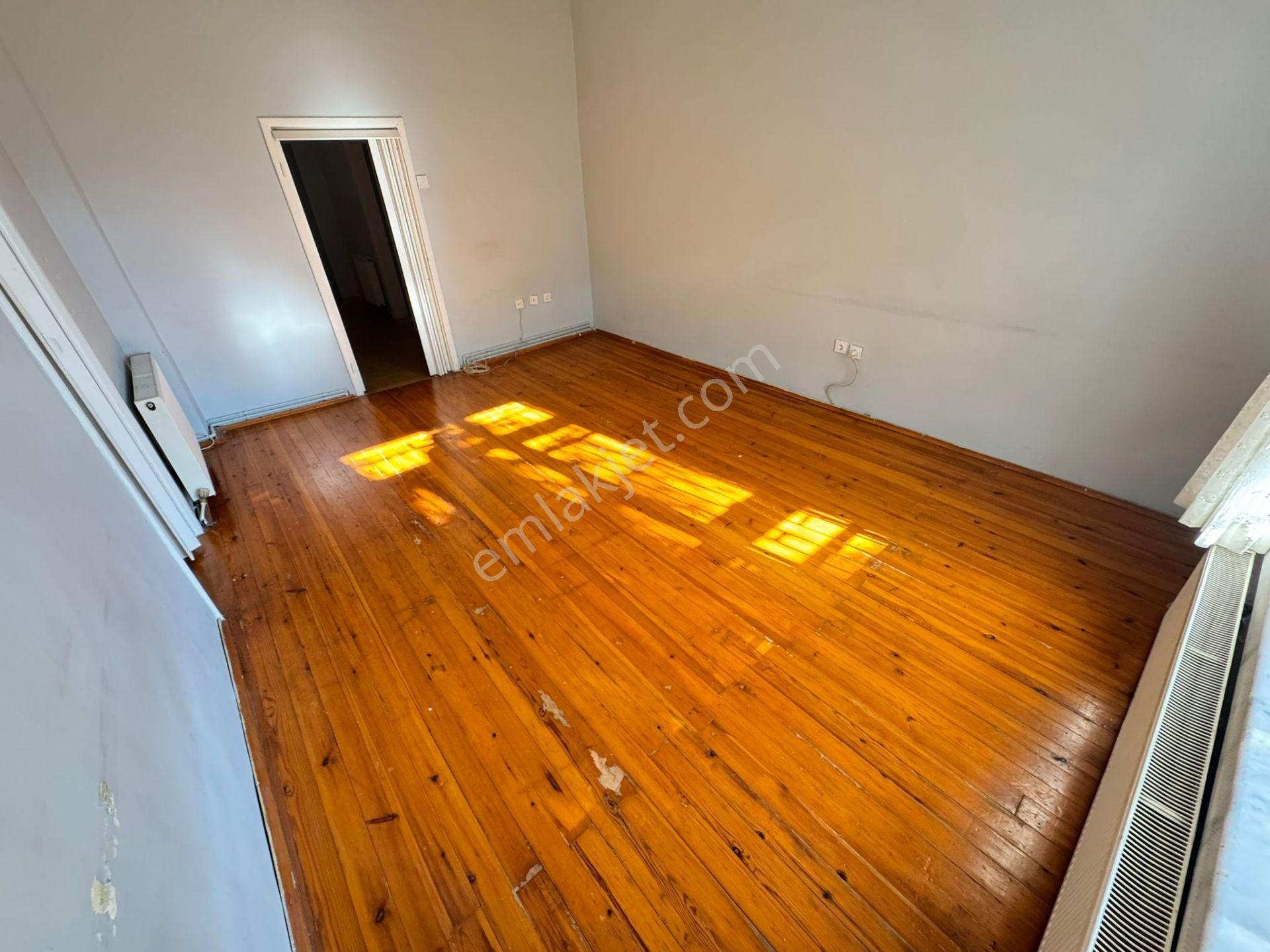 Etlik Lisesi Yakını 2+1 Giriş Katta Ön Cephe Mantolamalı Bina - Görsel 12