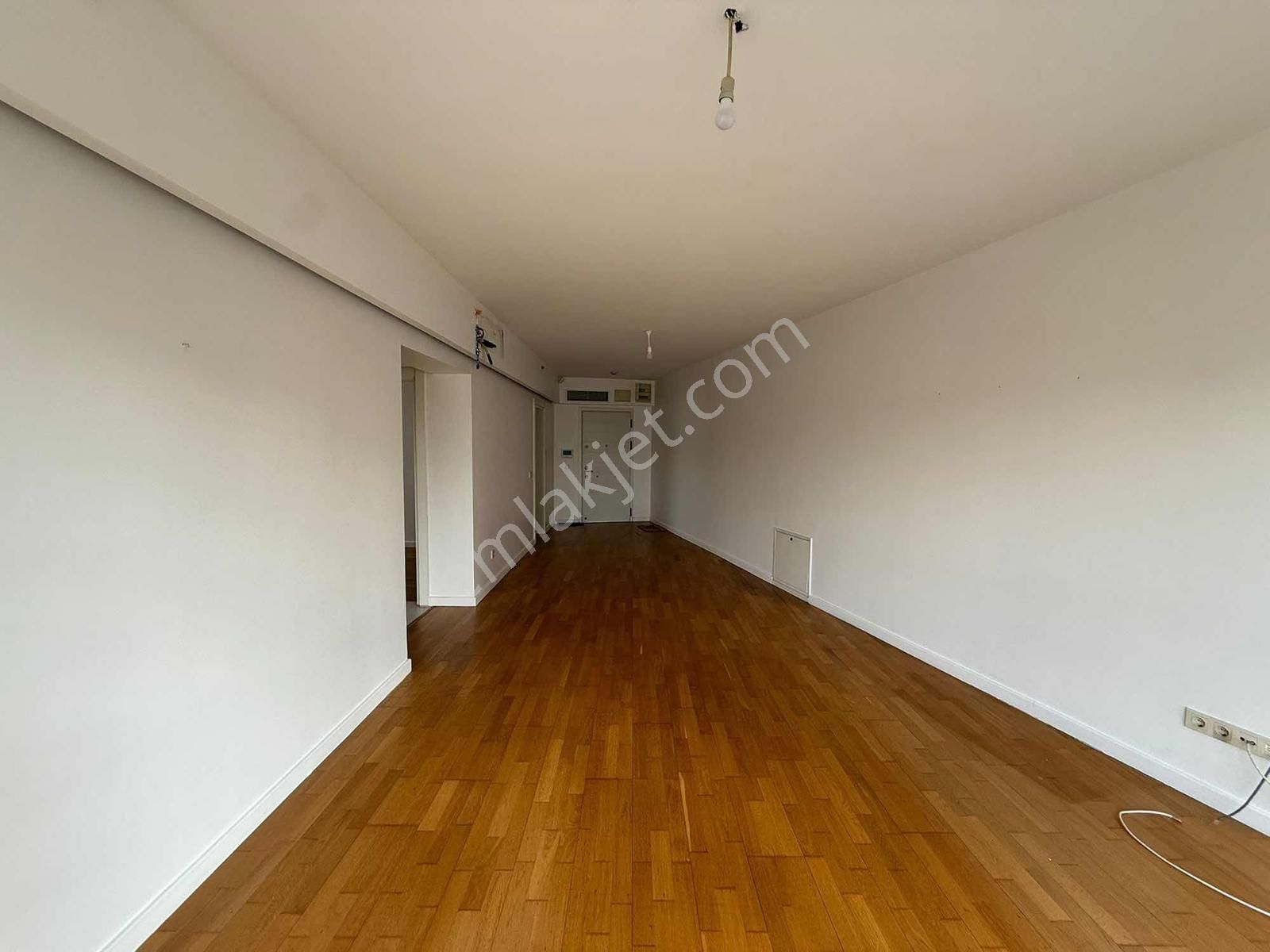 Bosphorus City 2+1 Kapalı Mutfak Kiralık Daire