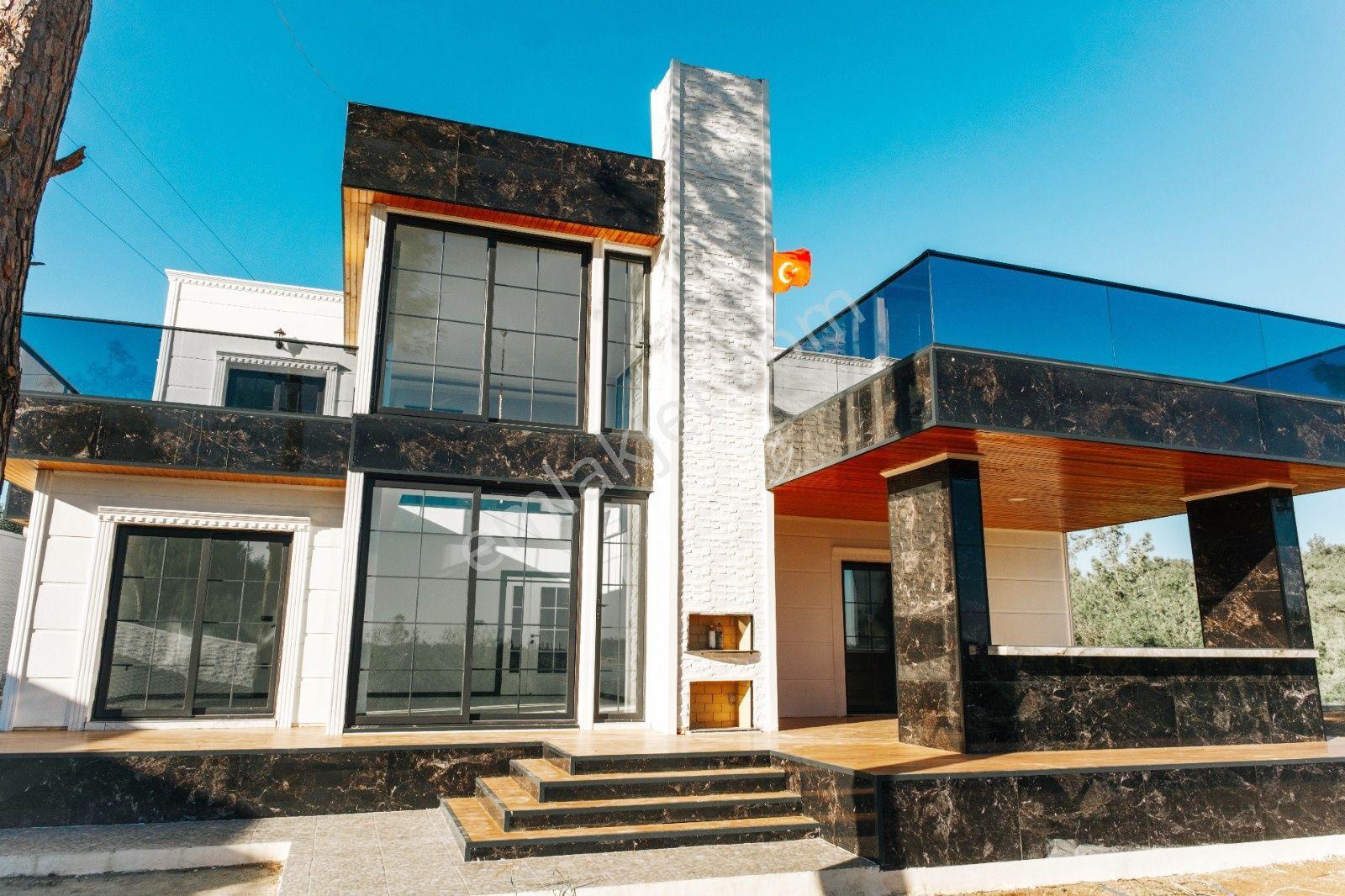 Çukurova Dörtler'de Göl Ve Orman Manzaralı 800 M2 Arsa Üzerine Kurulu Sıfır Dublex Villa - Görsel 30