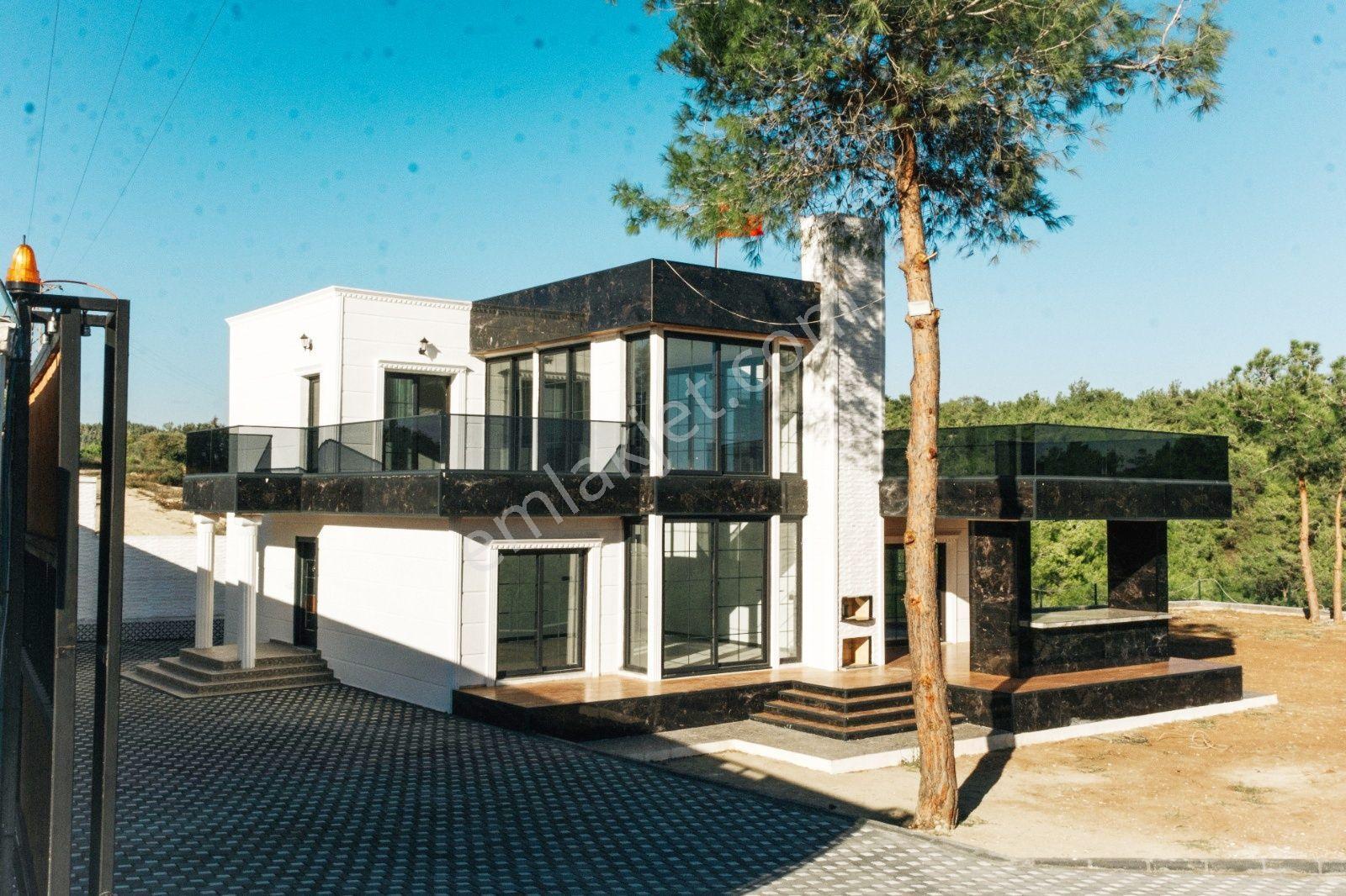 Çukurova Dörtler'de Göl Ve Orman Manzaralı 800 M2 Arsa Üzerine Kurulu Sıfır Dublex Villa - Görsel 20