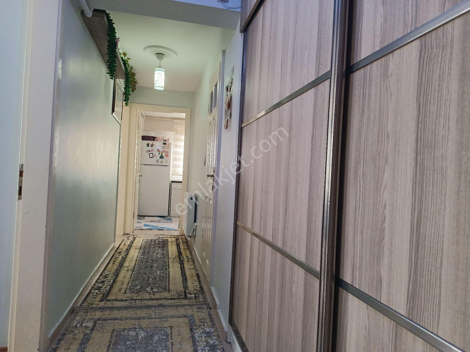 Buket Emlaktan Satılık 2+1 Daire Ara Kat Doğalgazlı Asansörlü Am Balkonlu - Görsel 5