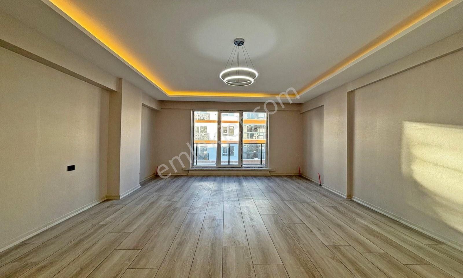 Karakayada Sıfır Asansörlü Full+full Yapılı Dairemiz Satışta! - Görsel 8