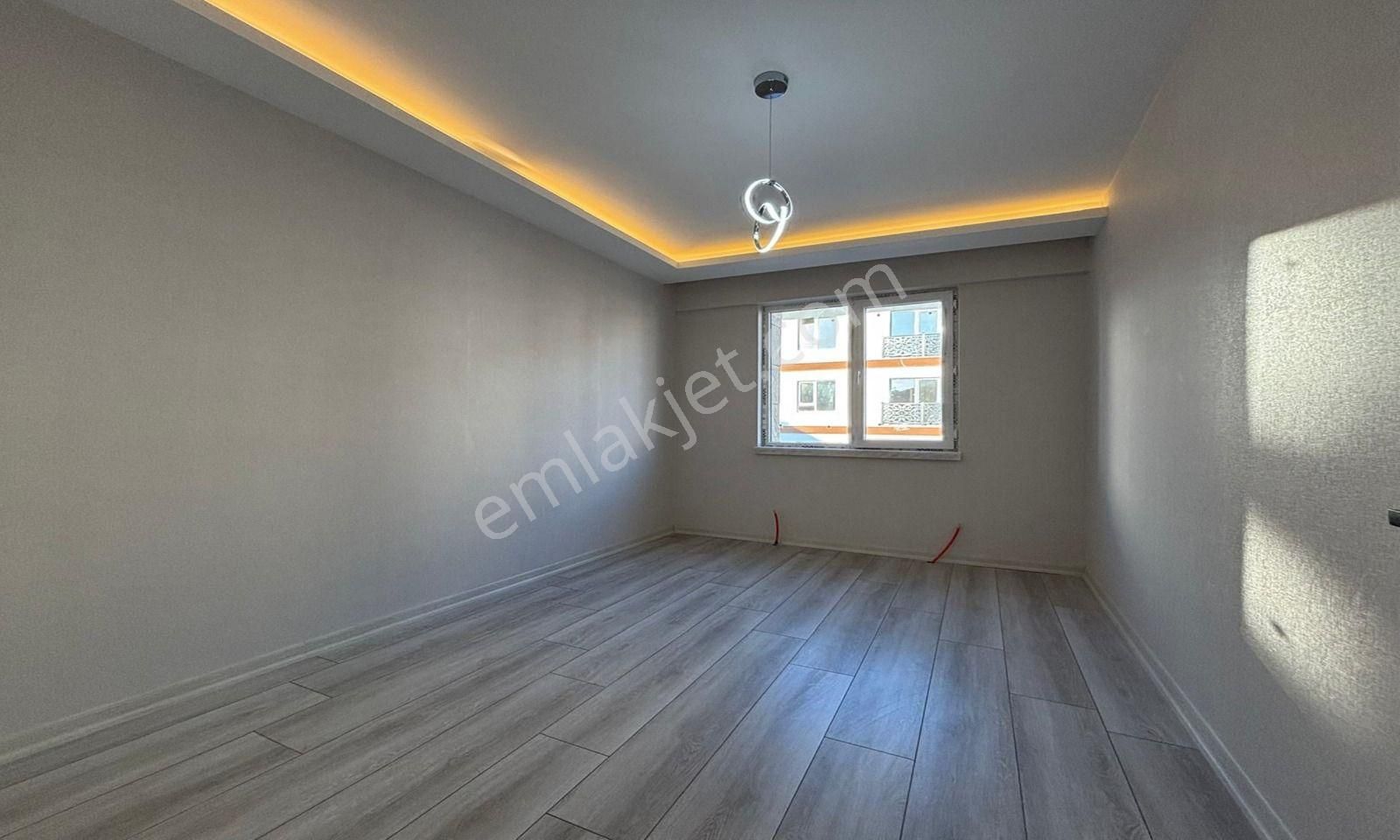 Karakayada Sıfır Asansörlü Full+full Yapılı Dairemiz Satışta! - Görsel 13