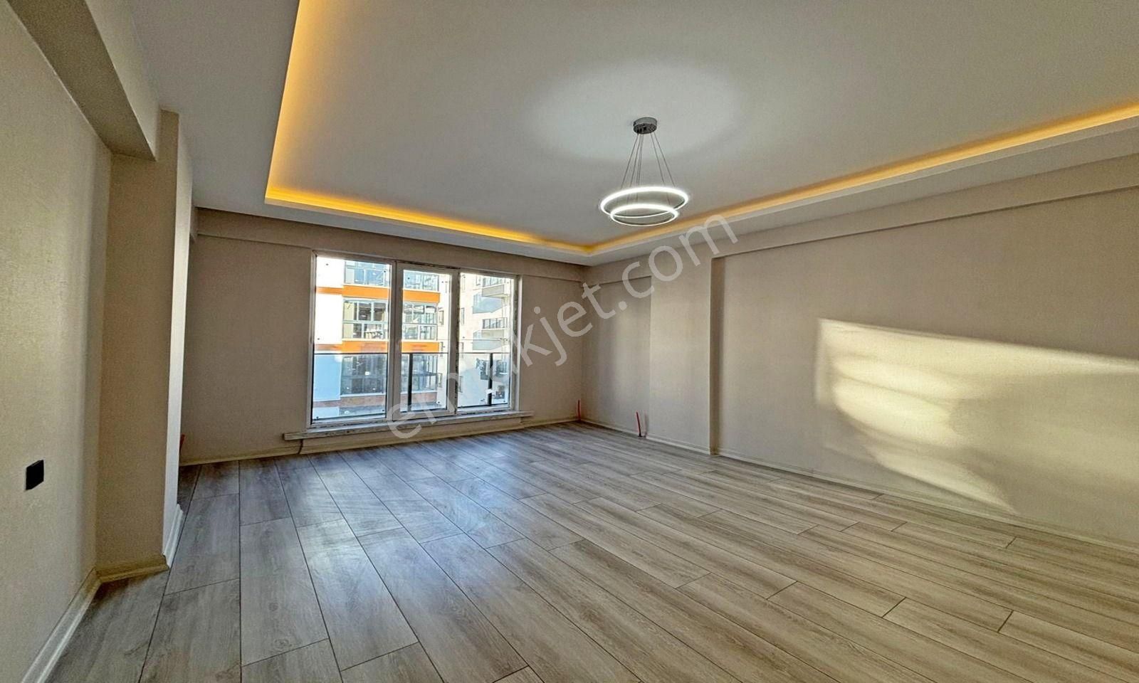 Karakayada Sıfır Asansörlü Full+full Yapılı Dairemiz Satışta! - Görsel 9