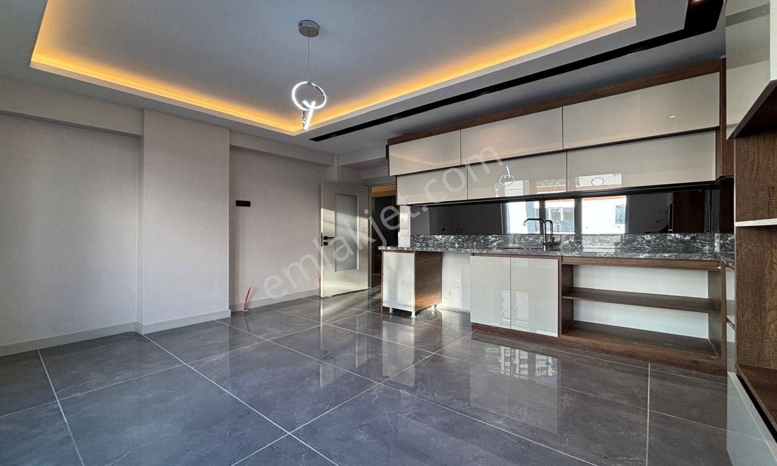 Karakayada Sıfır Asansörlü Full+full Yapılı Dairemiz Satışta! - Görsel 4