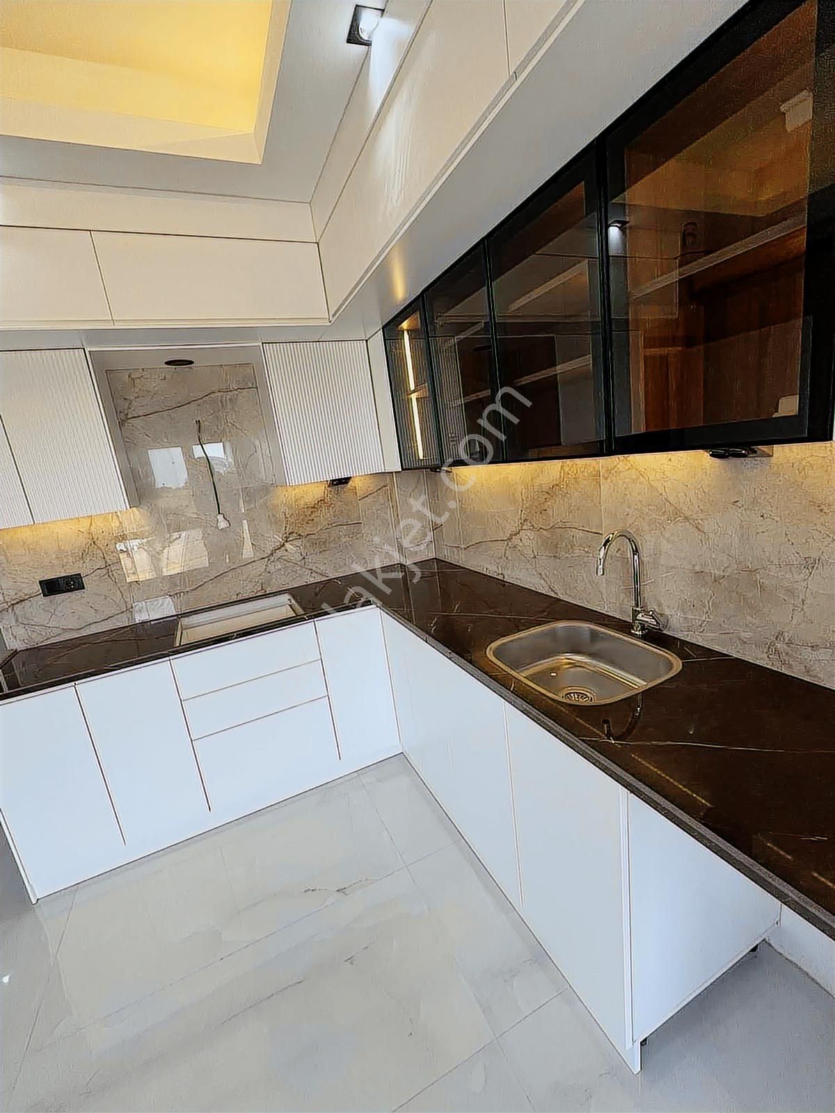 Kocabıyık Gayrimenkul'den 1200 Evler Müstakil Tadında Daireler