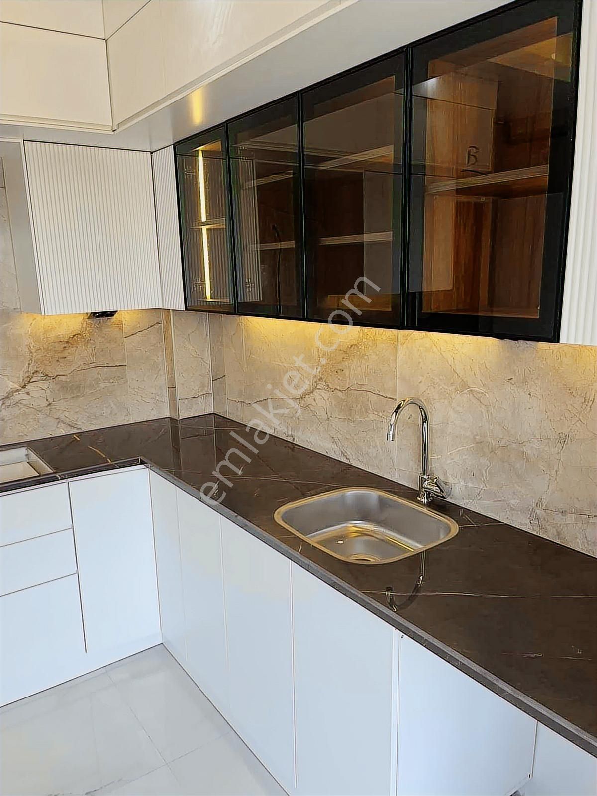 Kocabıyık Gayrimenkul'den 1200 Evler Müstakil Tadında Daireler - Görsel 3