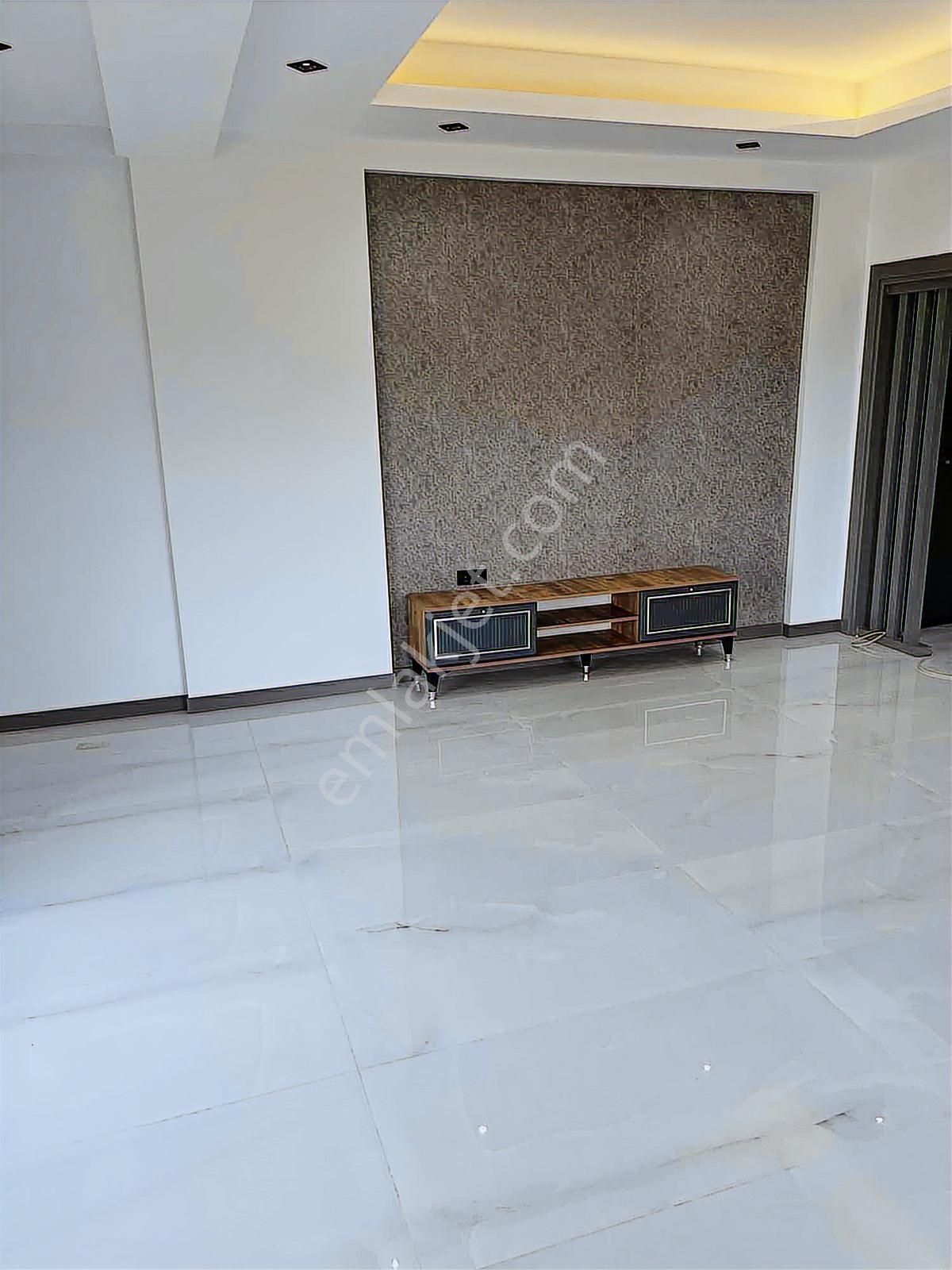 Kocabıyık Gayrimenkul'den 1200 Evler Müstakil Tadında Daireler - Görsel 17