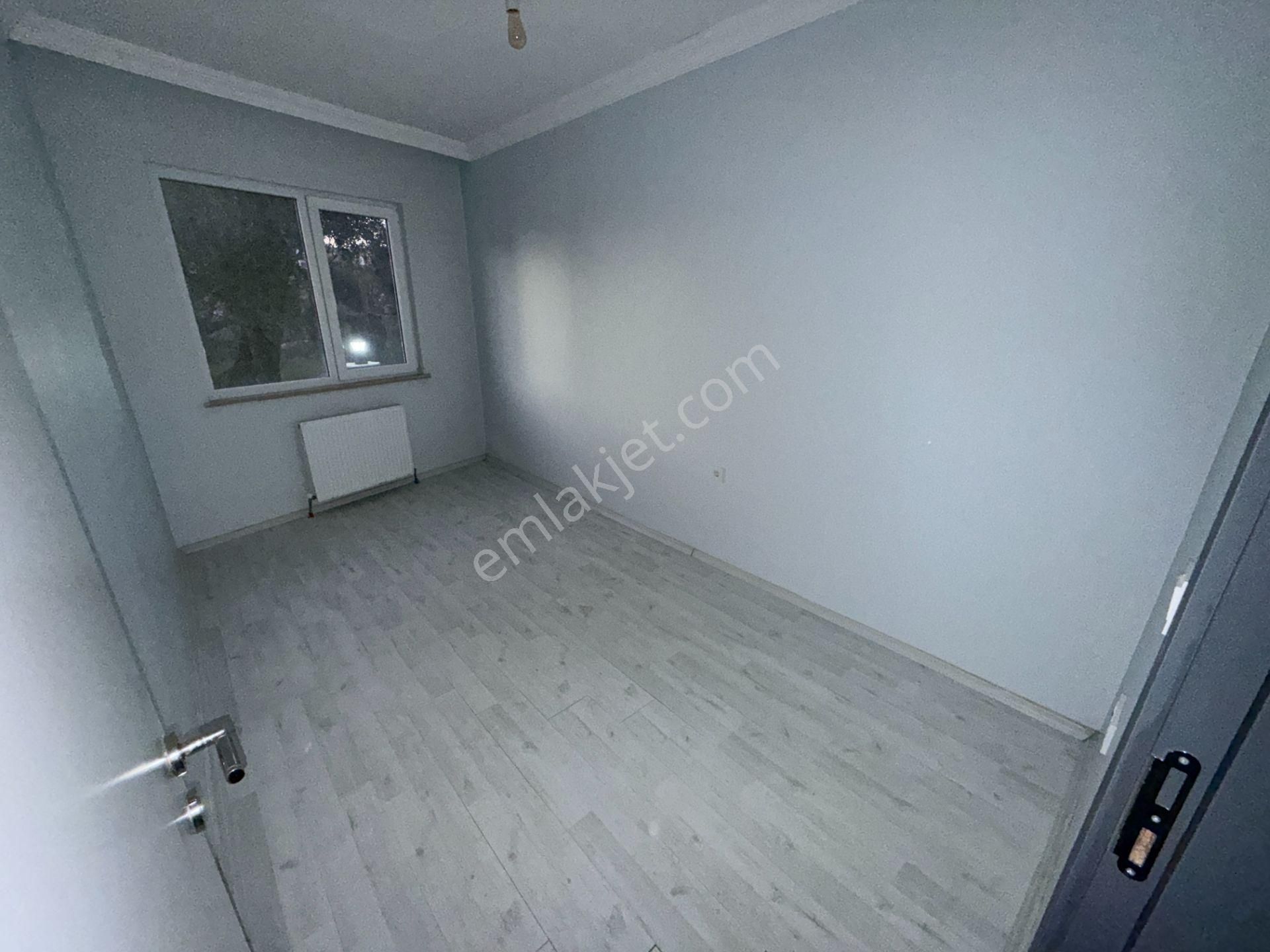 ▀jet Emlaktan Kadıköy'de Ayrı Mutfaklı Uygun Fiyatlı Satılık 1+1 - Görsel 14