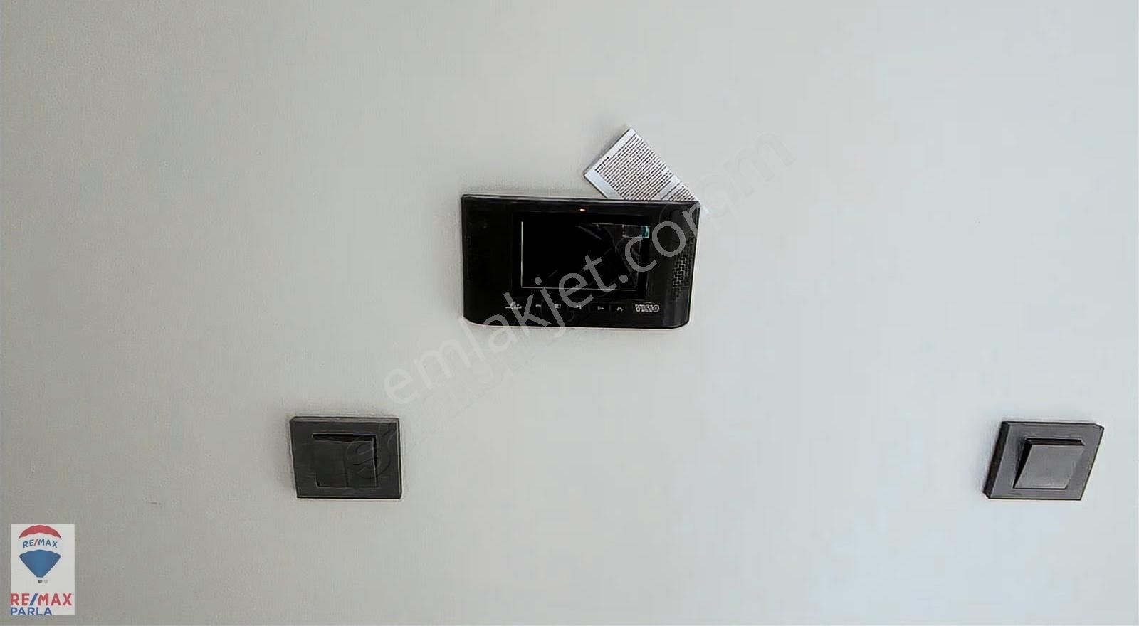 Körfez'de 1+1 Daire Fırsatı Doğa Manzaralı - Görsel 2