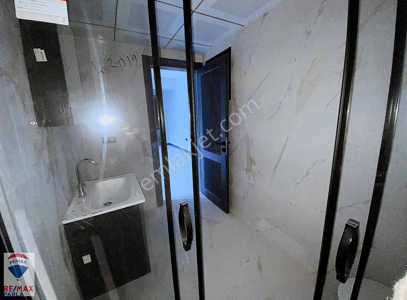 Atakum'da Anayol Üzeri Geniş 1+1 Daire(nest)-remax Ezgi Kansız - Görsel 8