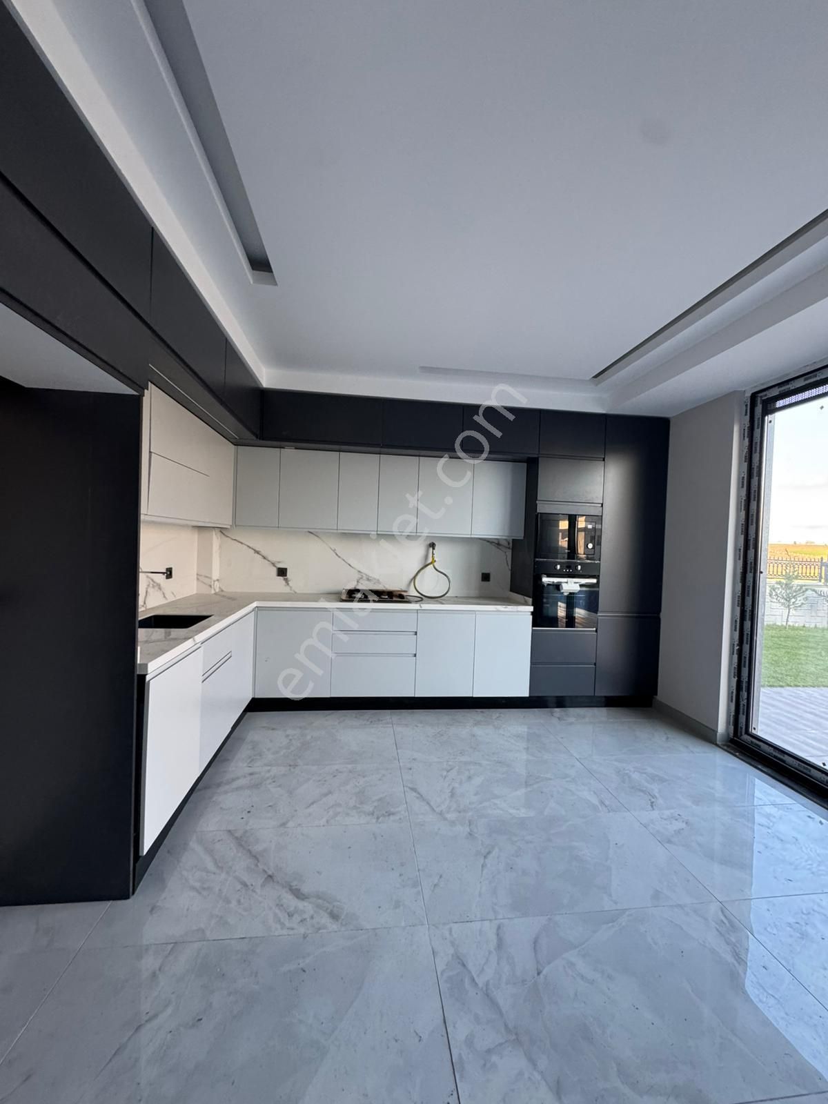 Çorlu Önerler 7+2 Emsalsiz Özellikte 3 Katlı Sıfır Villa - Görsel 31
