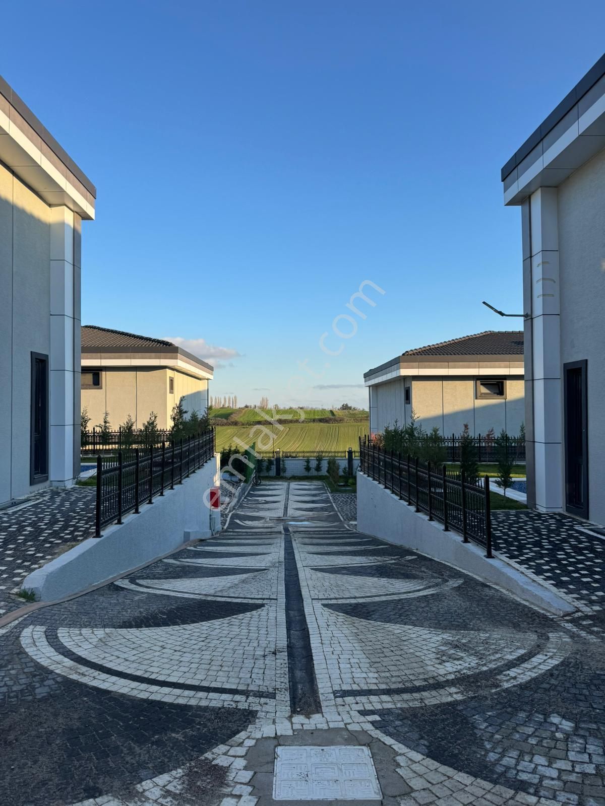 Çorlu Önerler 7+2 Emsalsiz Özellikte 3 Katlı Sıfır Villa - Görsel 18