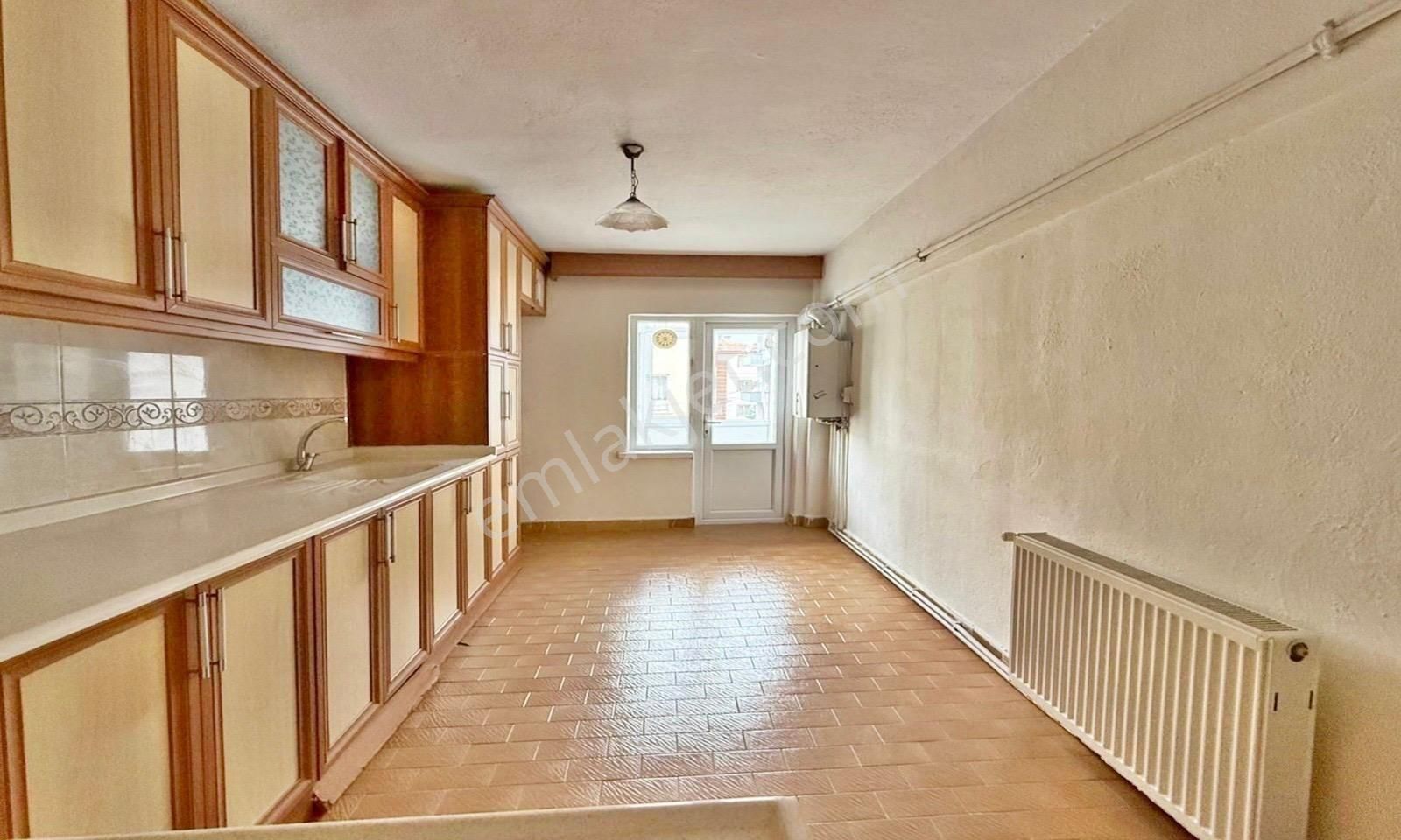 Sincan Maraşal Çakmak Mah. 3+1 Geniş Ara Katta Satılık Daire - Görsel 32