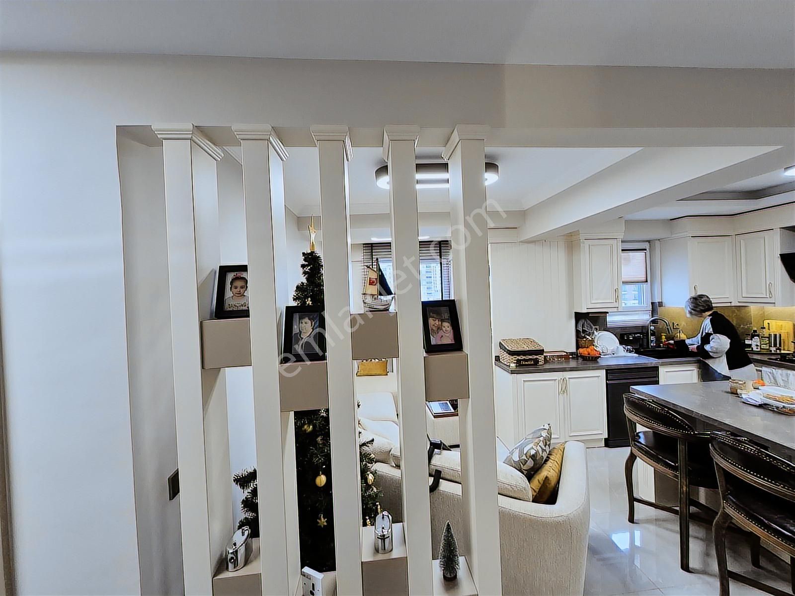 Baştan Sona Yenilenmiş- Full Eşyalı Tasarım Daire, Kışla Mah. - Görsel 8