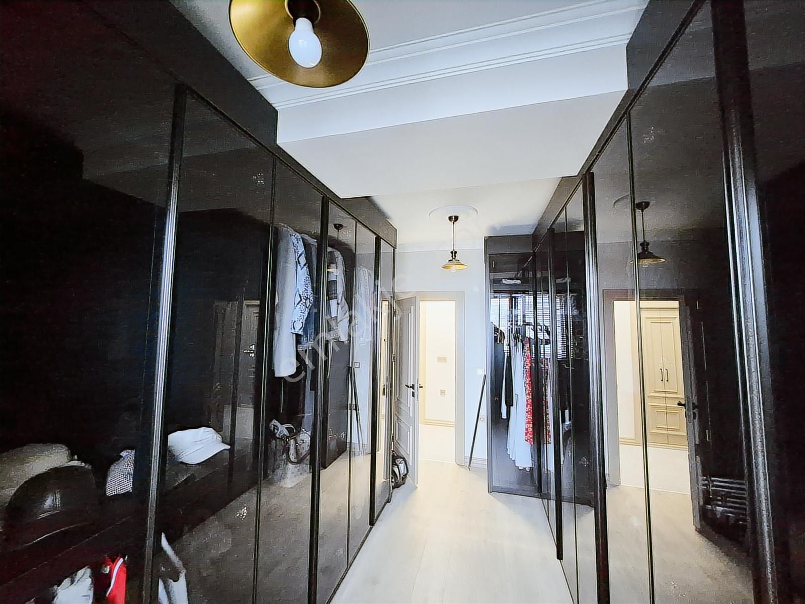 Baştan Sona Yenilenmiş- Full Eşyalı Tasarım Daire, Kışla Mah. - Görsel 21