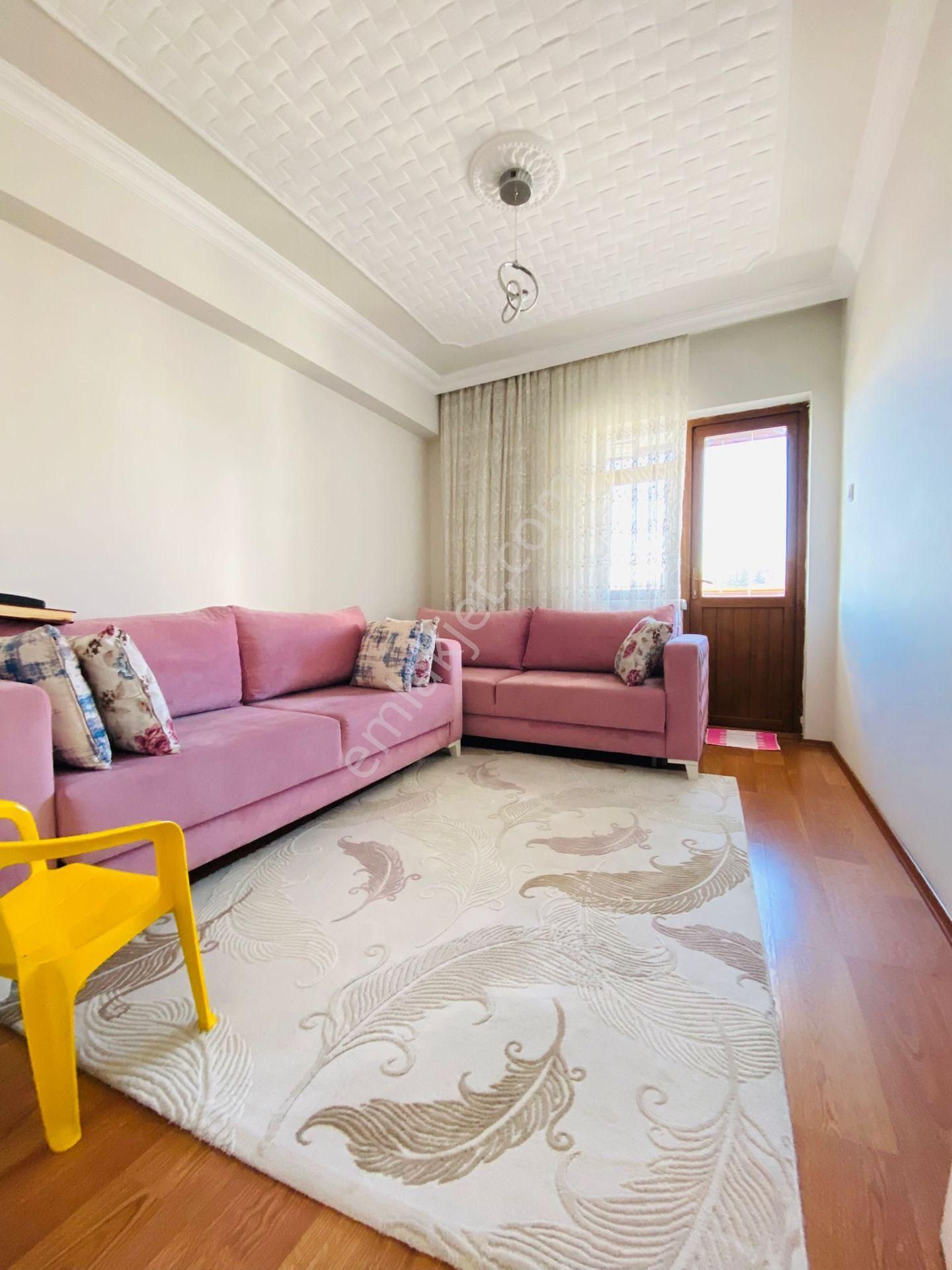 Kutlu'da Kubbe Fırını Yakını Ara Katta 3+1 Yapılı Satılık Daire !!! - Görsel 9