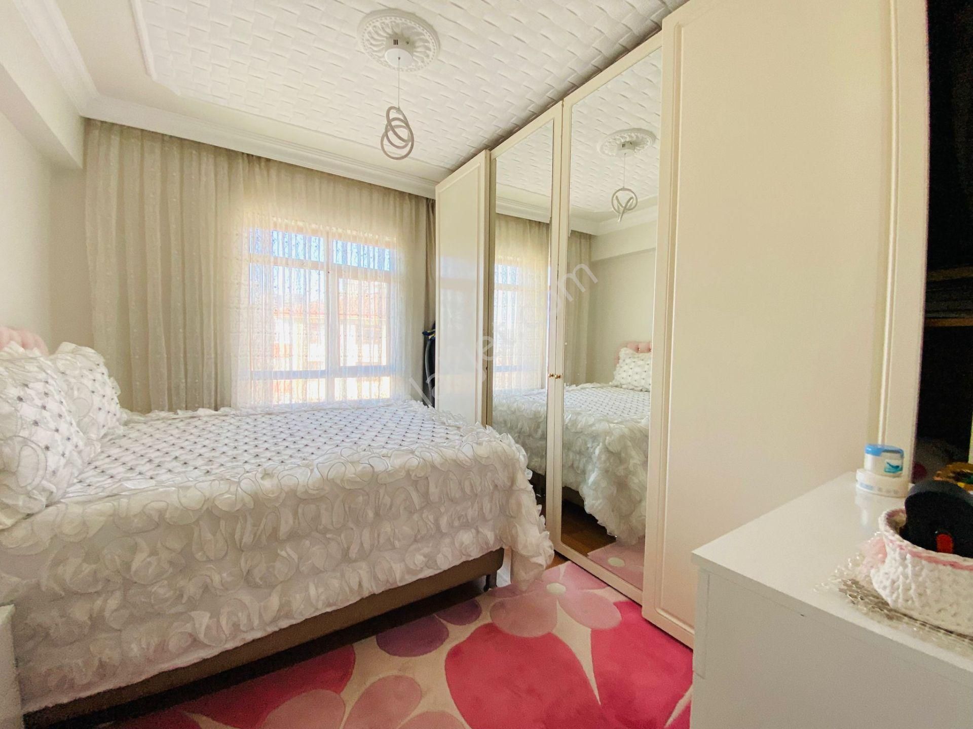 Kutlu'da Kubbe Fırını Yakını Ara Katta 3+1 Yapılı Satılık Daire !!! - Görsel 15