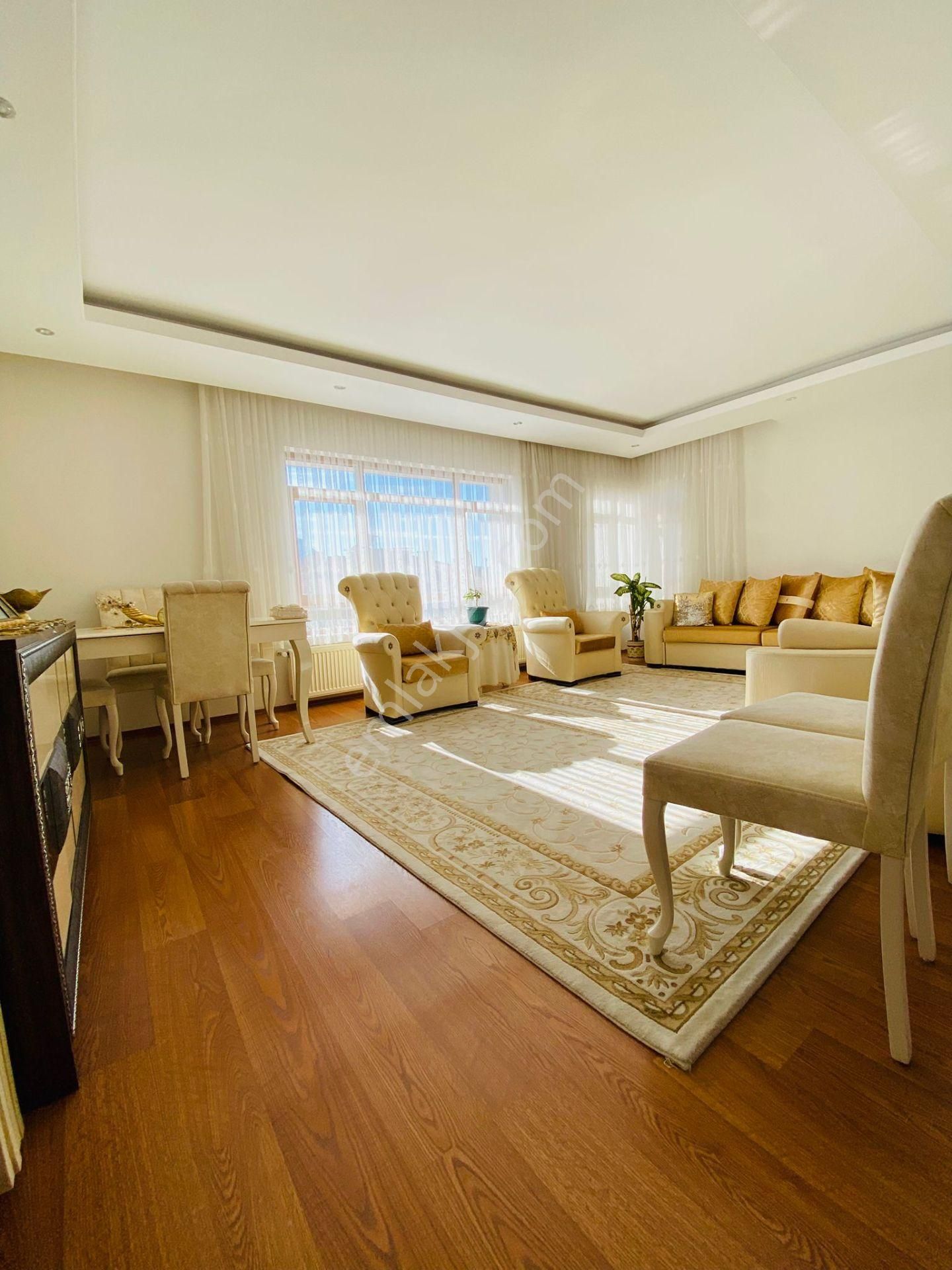 Kutlu'da Kubbe Fırını Yakını Ara Katta 3+1 Yapılı Satılık Daire !!! - Görsel 2