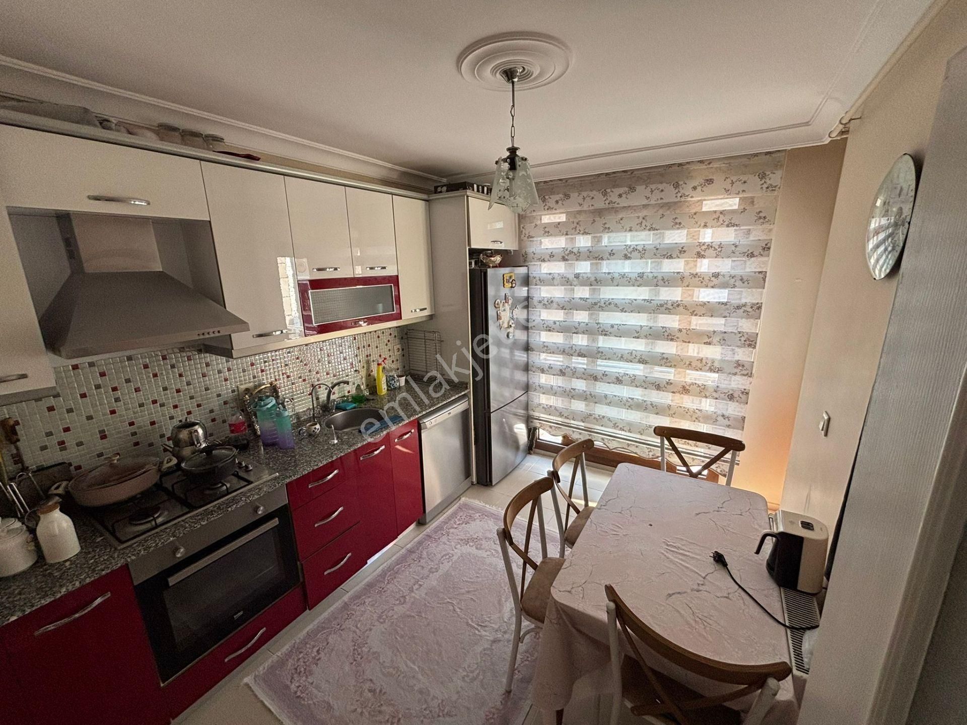 Acill Buca Akıncılar Mah.de 2+1 90m2 Dgazlı Ayrı Mutfak Arakat Ferah Satılık Daire - Görsel 8