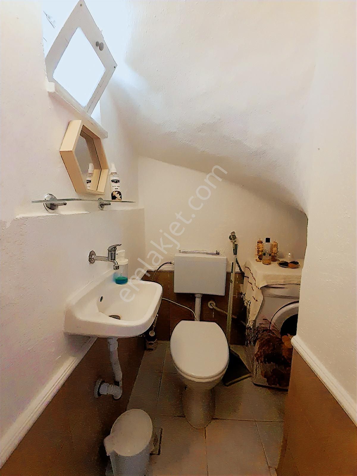Rw Nefes' Ten; Haberkent Sitesinde, Bakımlı, Eşyalı Villa - Görsel 8