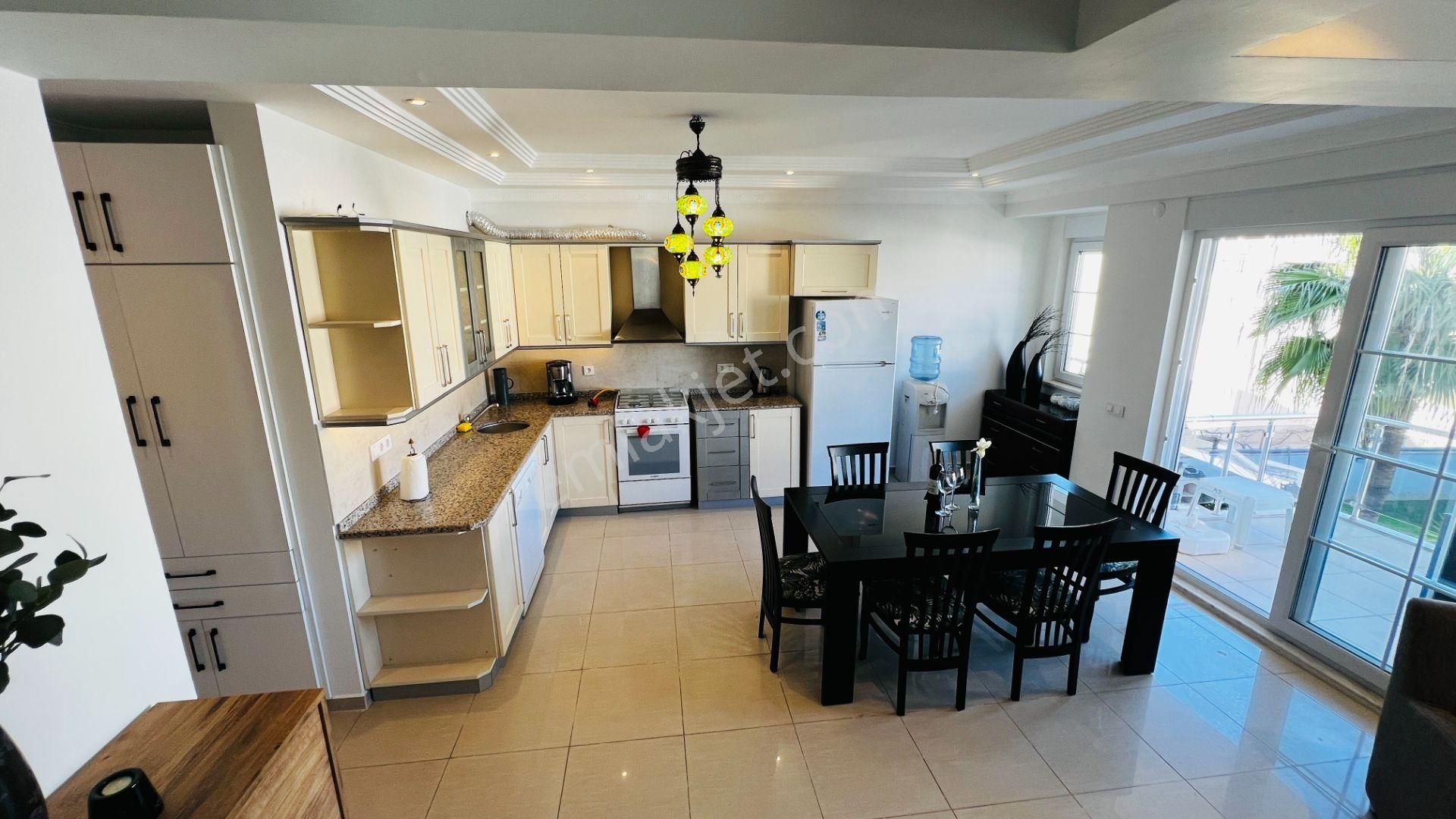 Kemer Merkezde Ayışığı Plajına Yürüme Mesafesinde Satılık Daire - Görsel 14