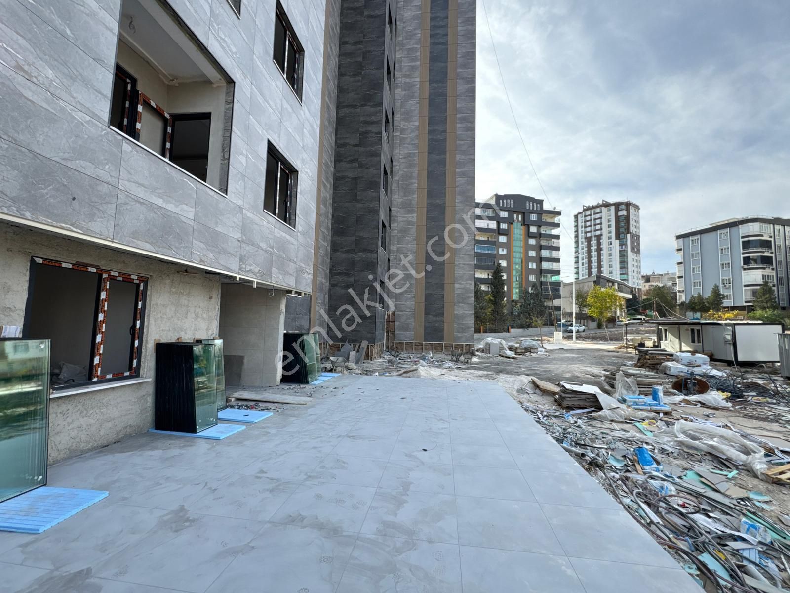 World İlkevim'den Polatkan Rezidanstan Karşıyakada 1+1 Satılık - Görsel 5