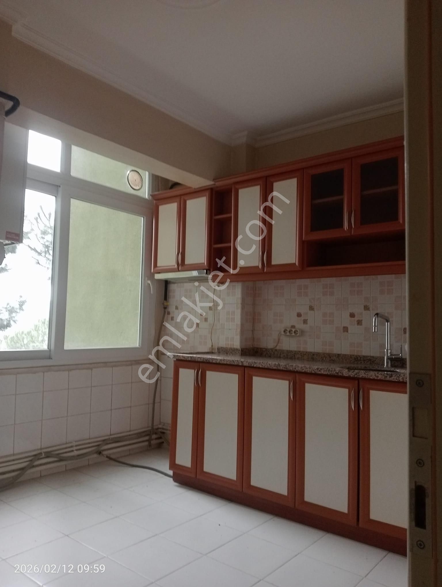 Manastır Merkezde 3+1 Satılık Daire - Görsel 7