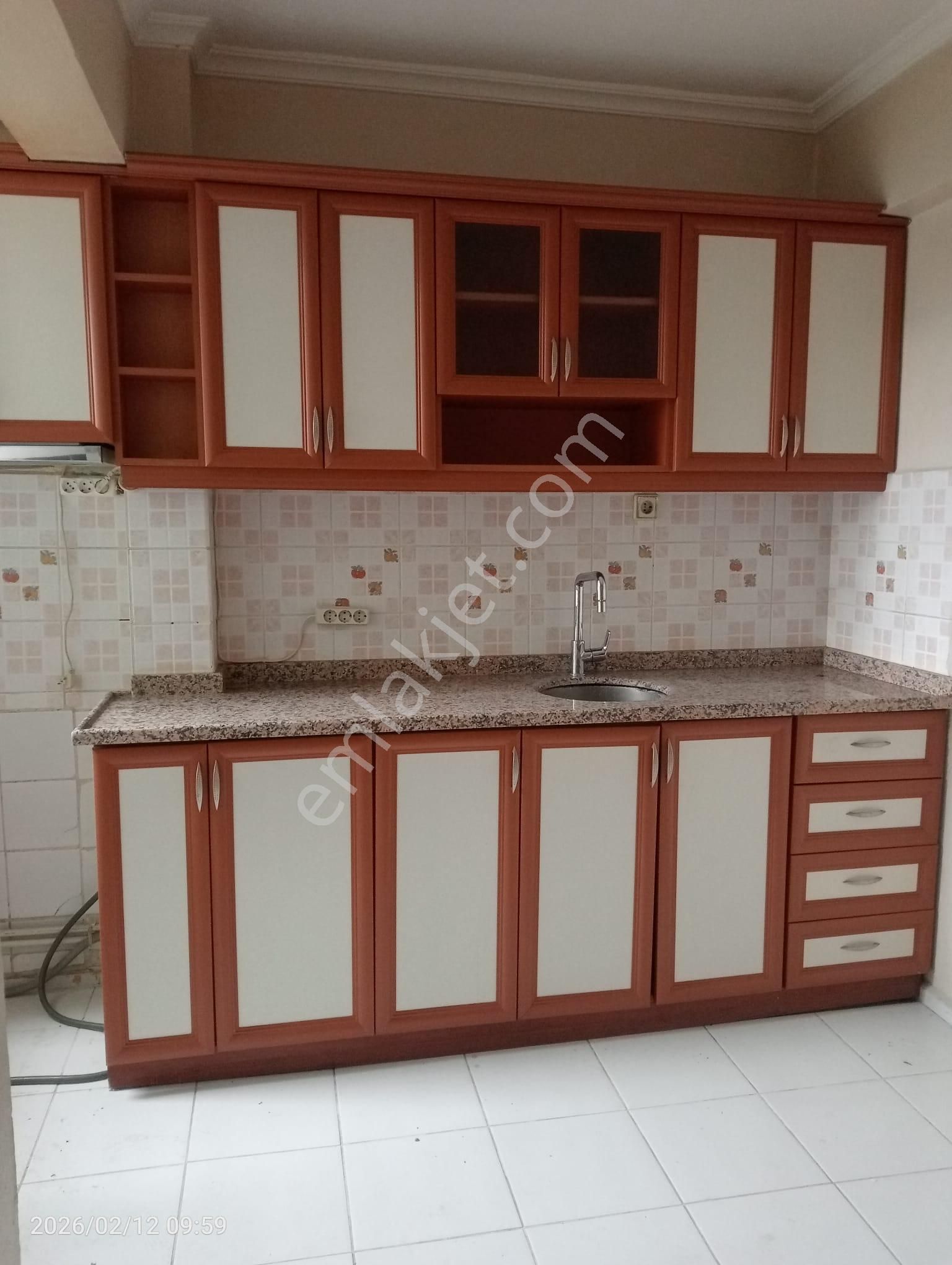 Manastır Merkezde 3+1 Satılık Daire - Görsel 6