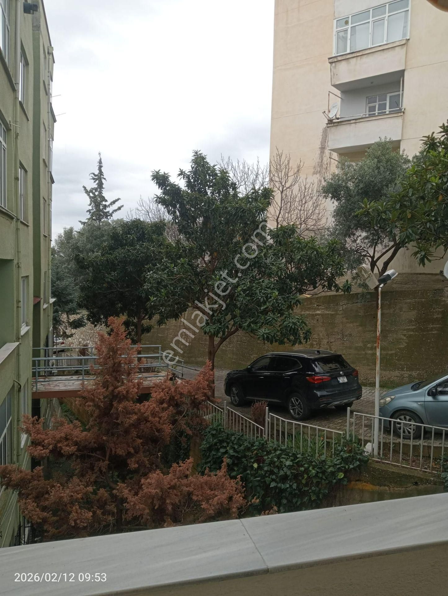 Manastır Merkezde 3+1 Satılık Daire